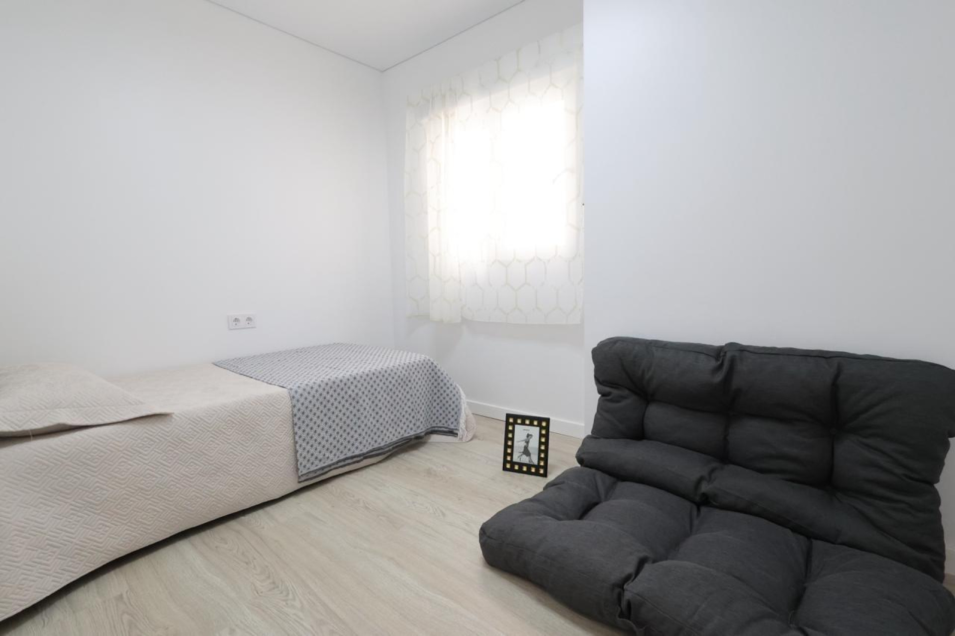 Odsprzedaż - Mieszkanie w bloku - Torrevieja - Acequion
