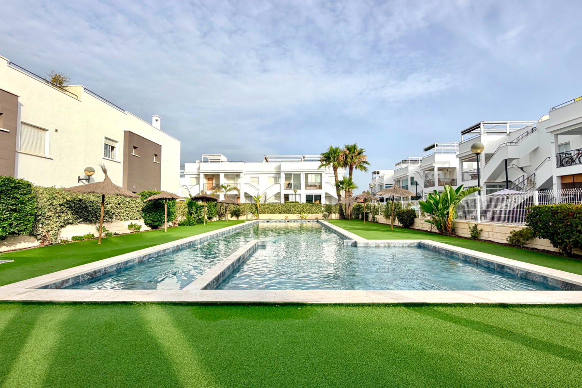 Odsprzedaż - Mieszkanie w bloku - Torrevieja - Aguas Nuevas