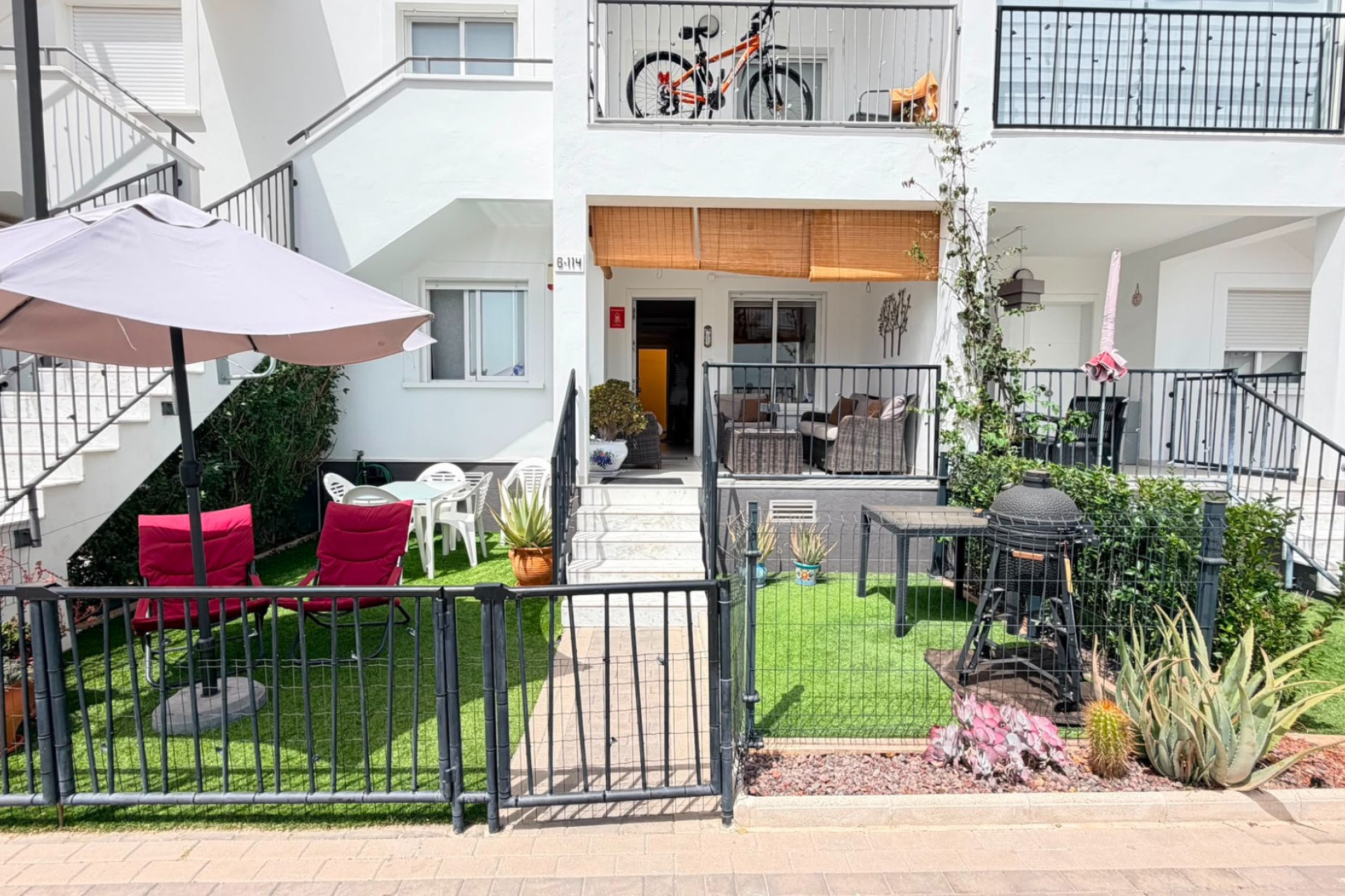 Odsprzedaż - Mieszkanie w bloku - Torrevieja - Aguas Nuevas
