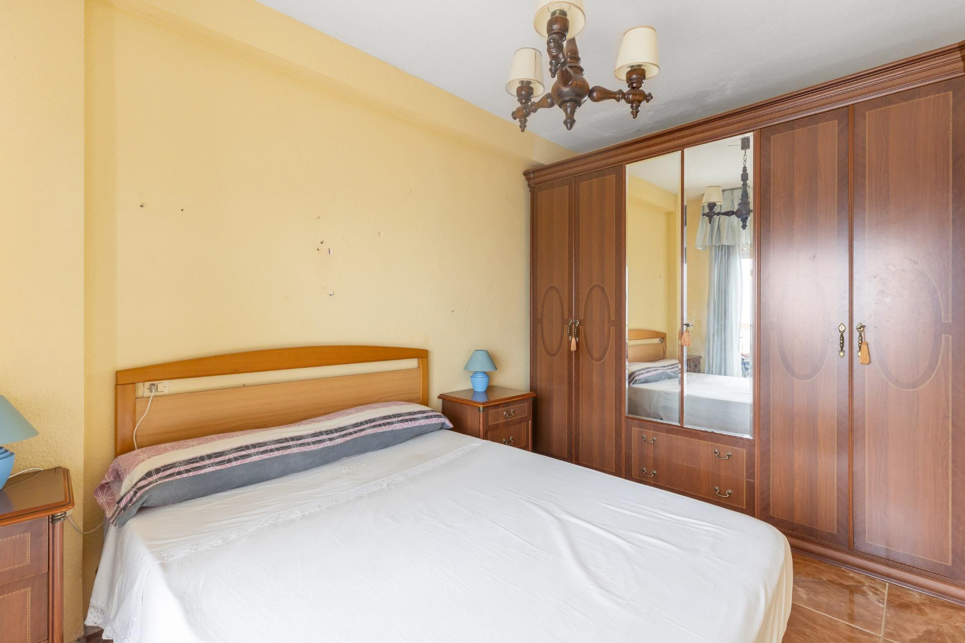 Odsprzedaż - Mieszkanie w bloku - Torrevieja - Cabo Cervera