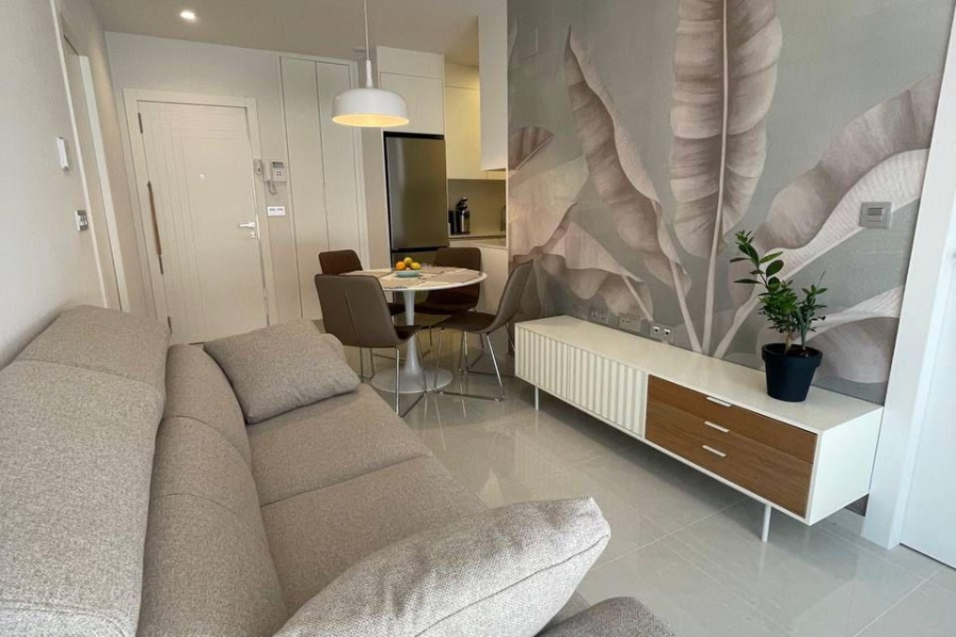 Odsprzedaż - Mieszkanie w bloku - Torrevieja - Center