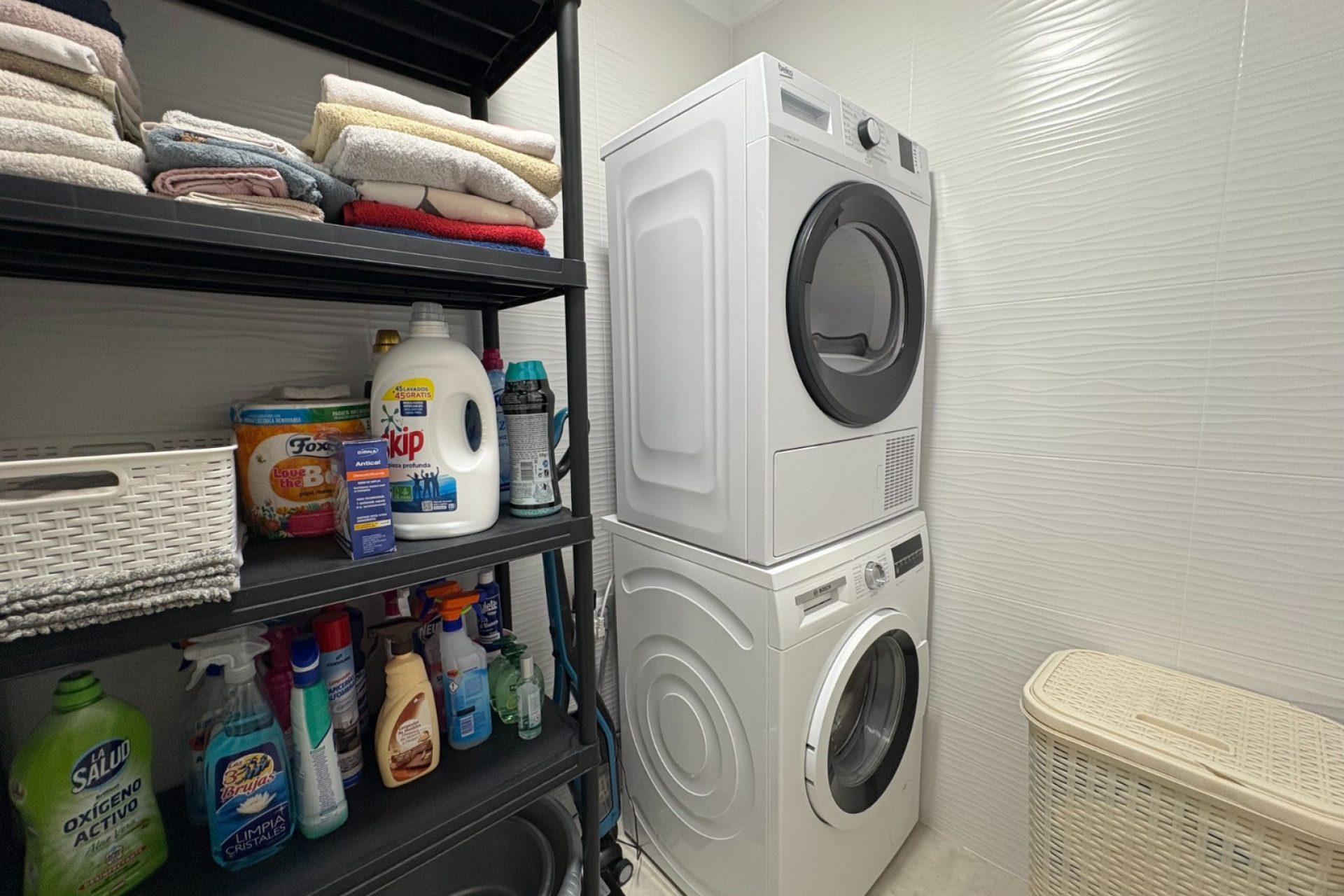 Odsprzedaż - Mieszkanie w bloku - Torrevieja - Centro