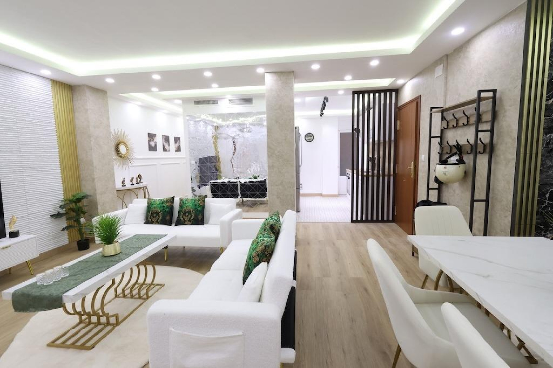 Odsprzedaż - Mieszkanie w bloku - Torrevieja - Centro