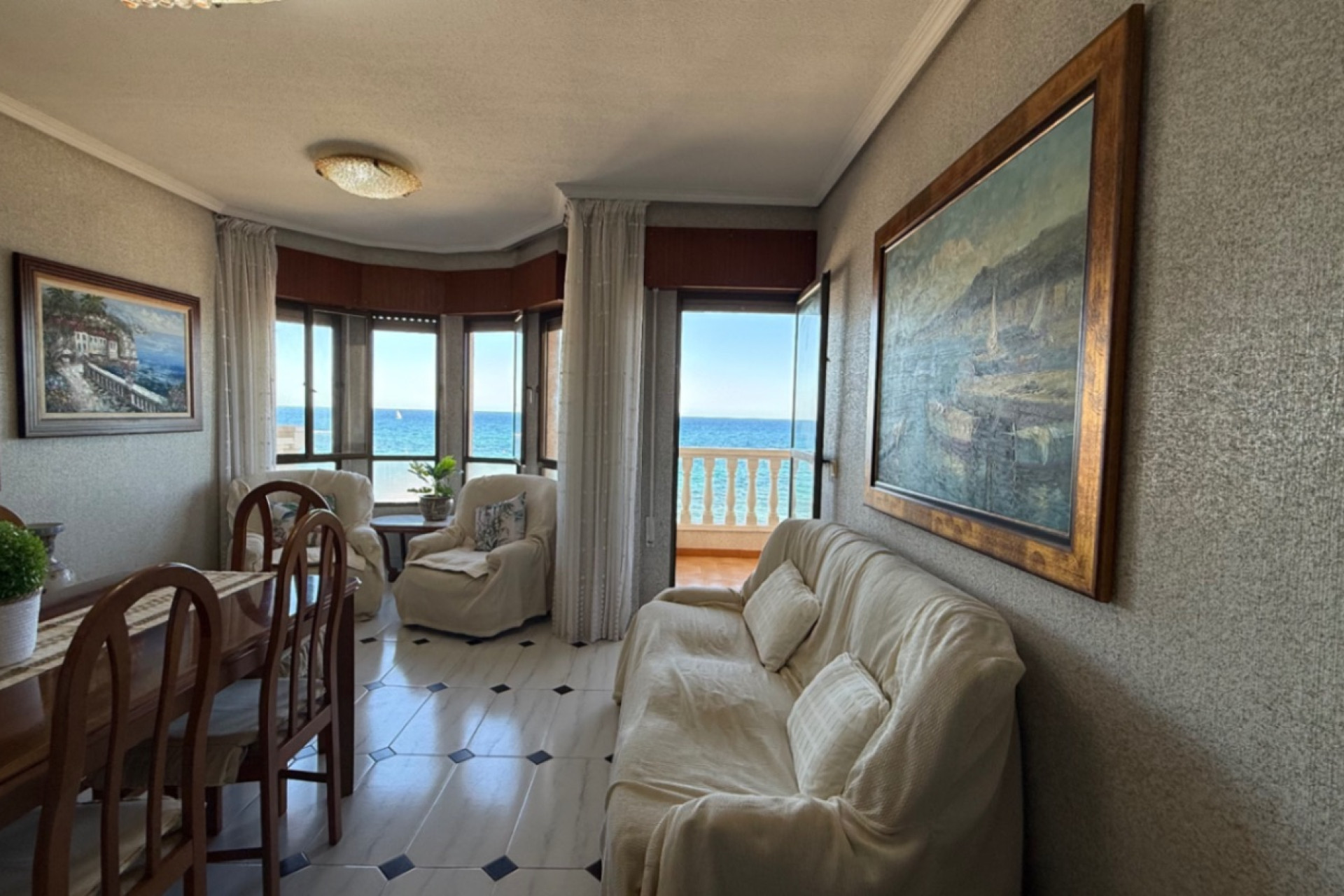 Odsprzedaż - Mieszkanie w bloku - Torrevieja - Costa Blanca Sur