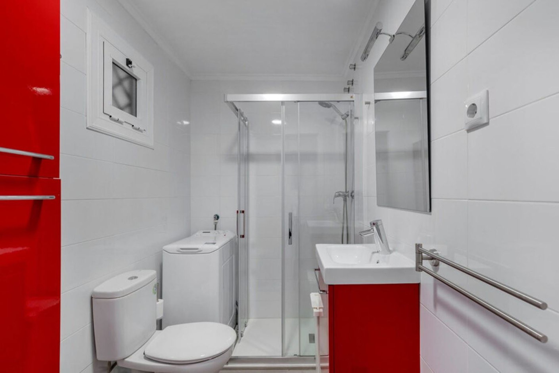 Odsprzedaż - Mieszkanie w bloku - Torrevieja - La Mata