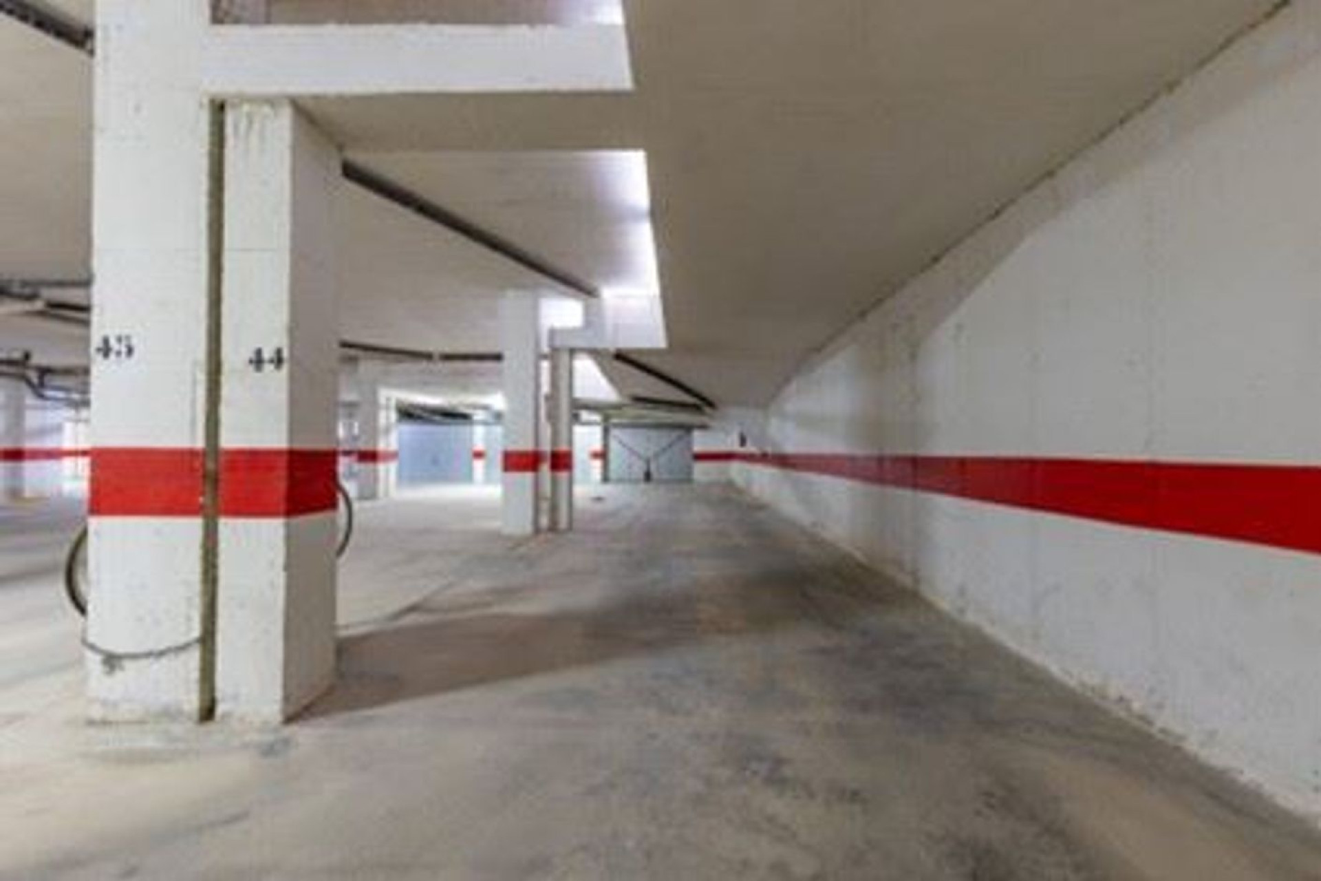 Odsprzedaż - Mieszkanie w bloku - Torrevieja - La Mata