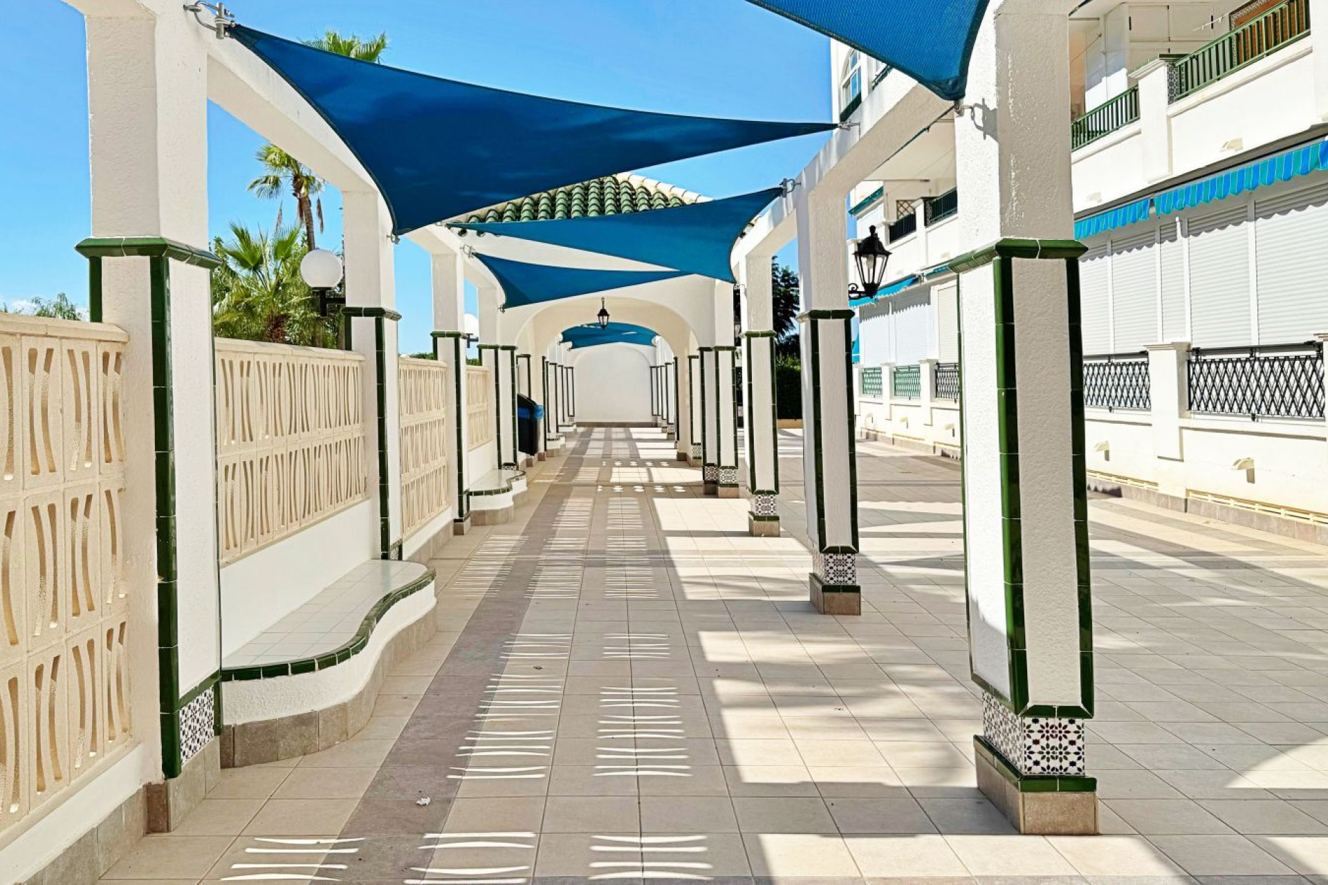 Odsprzedaż - Mieszkanie w bloku - Torrevieja - La Mata