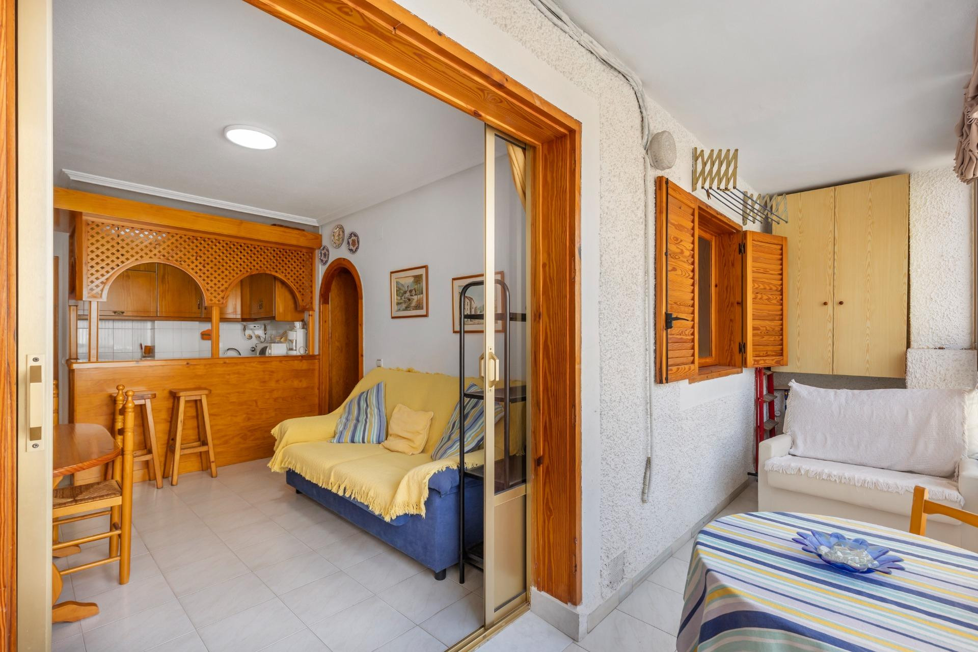 Odsprzedaż - Mieszkanie w bloku - Torrevieja - La Mata