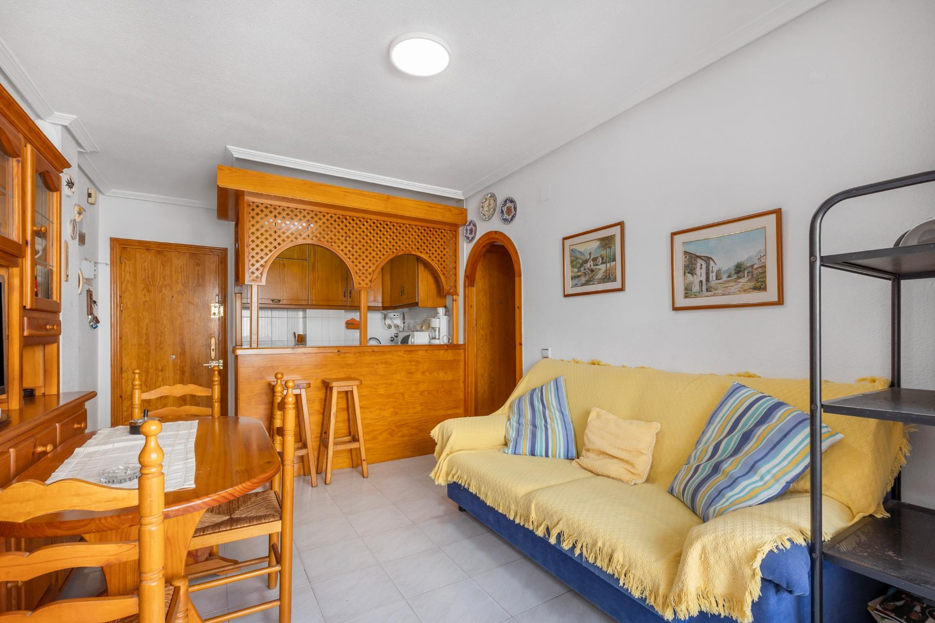 Odsprzedaż - Mieszkanie w bloku - Torrevieja - La Mata