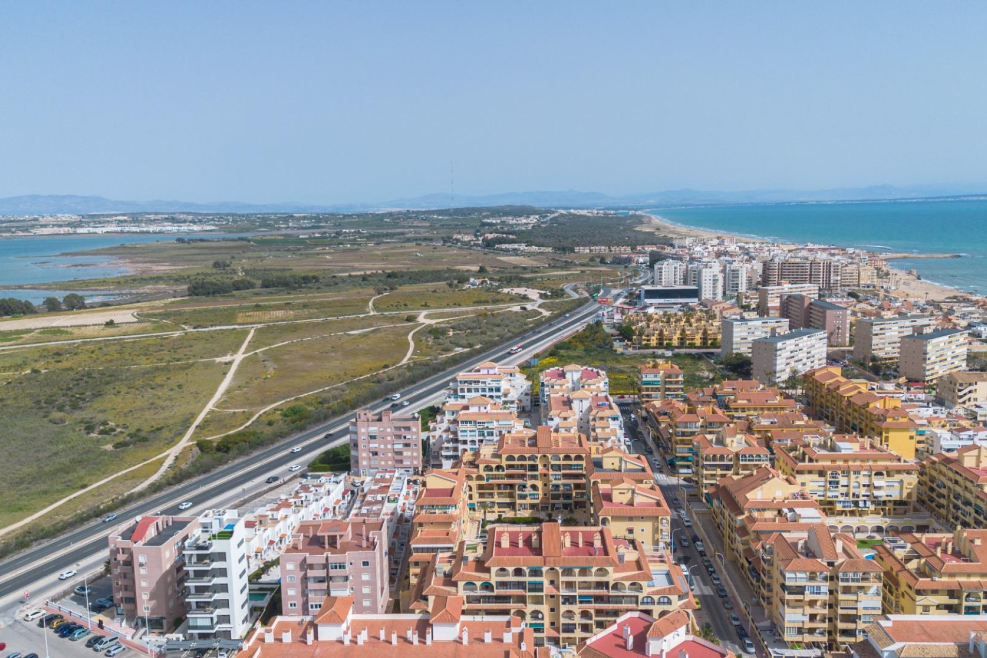 Odsprzedaż - Mieszkanie w bloku - Torrevieja - La Mata
