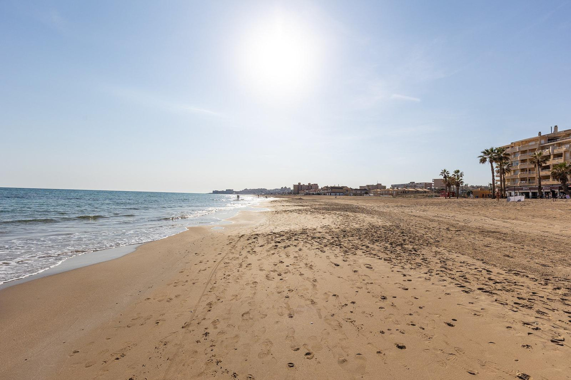 Odsprzedaż - Mieszkanie w bloku - Torrevieja - La Mata
