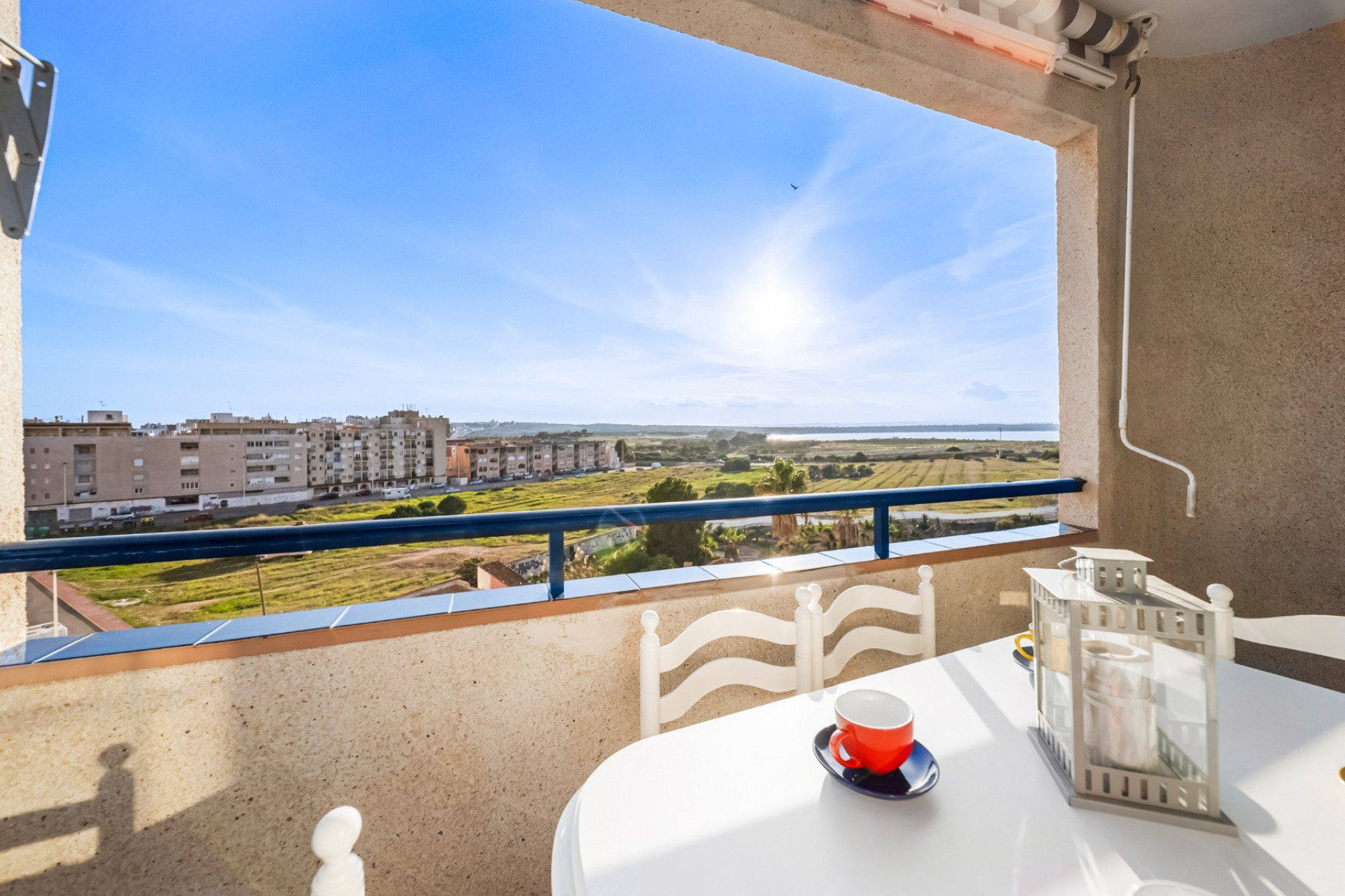 Odsprzedaż - Mieszkanie w bloku - Torrevieja - La Mata