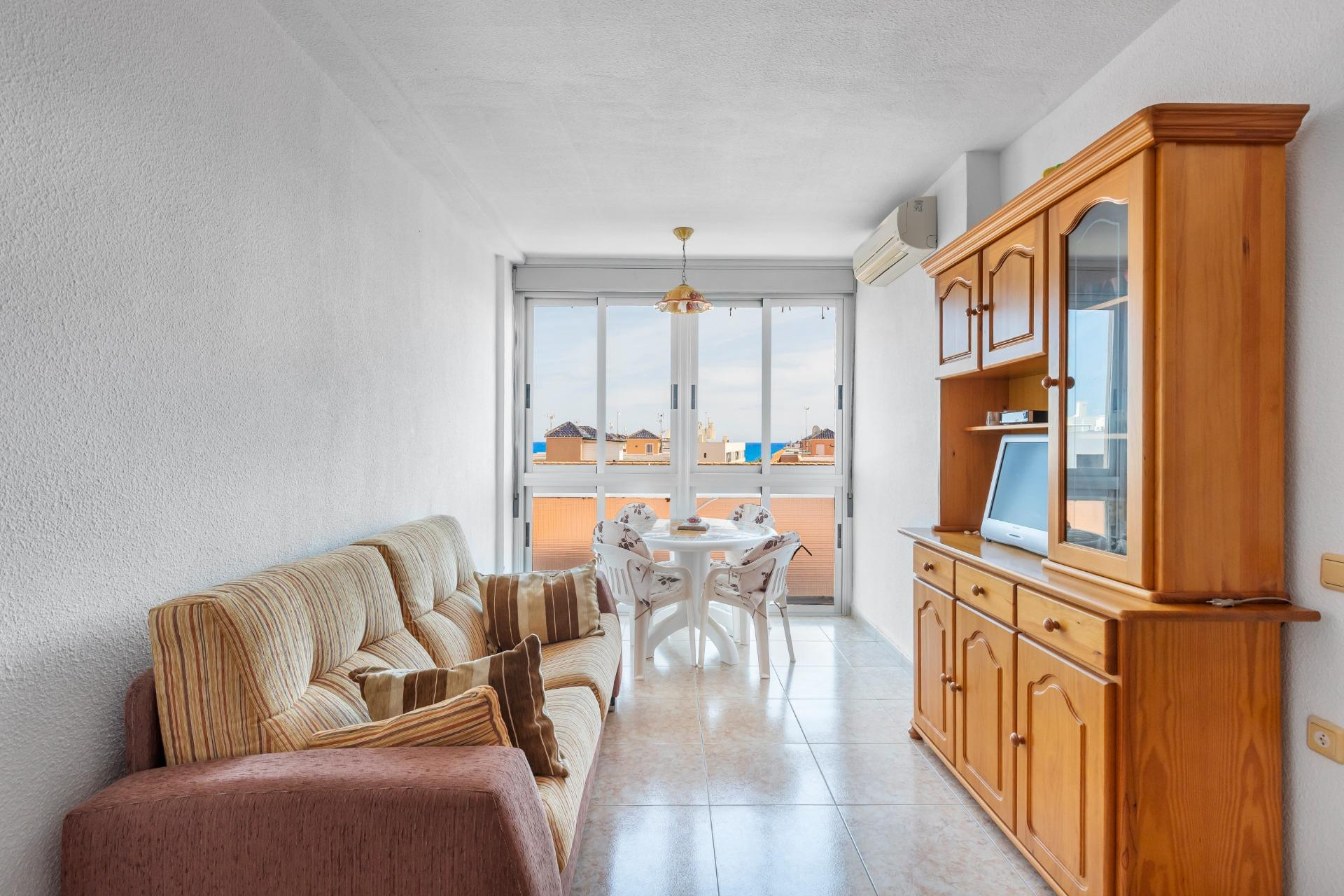 Odsprzedaż - Mieszkanie w bloku - Torrevieja - La Mata