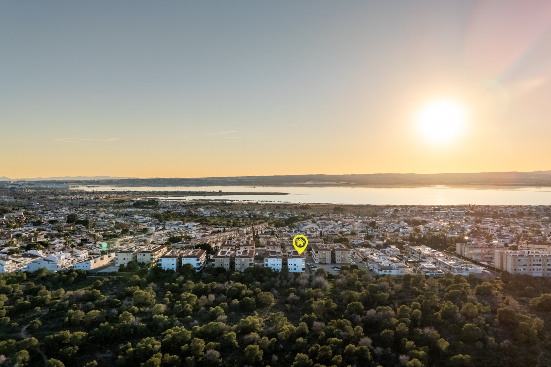 Odsprzedaż - Mieszkanie w bloku - Torrevieja - La Siesta