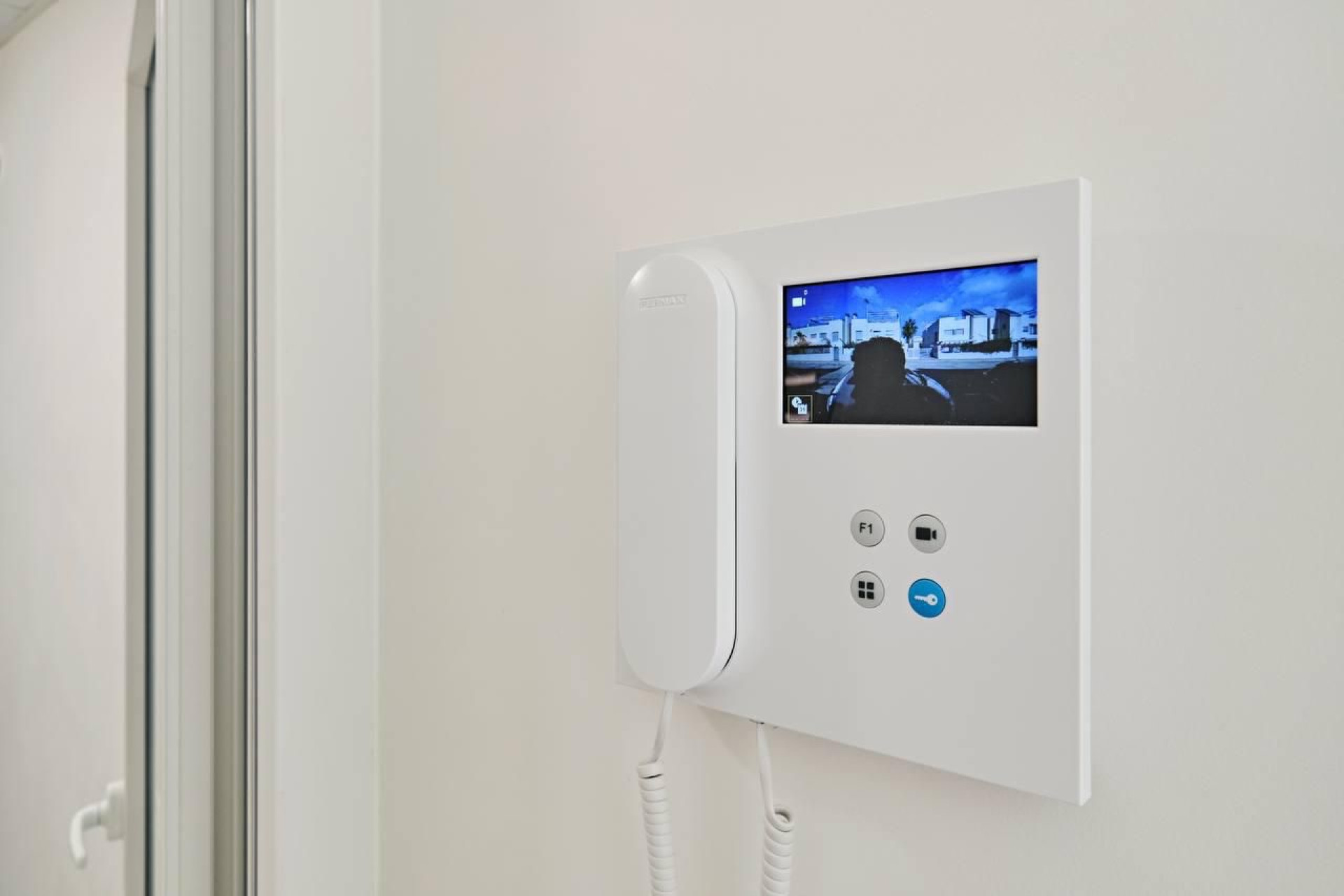 Odsprzedaż - Mieszkanie w bloku - Torrevieja - La Veleta