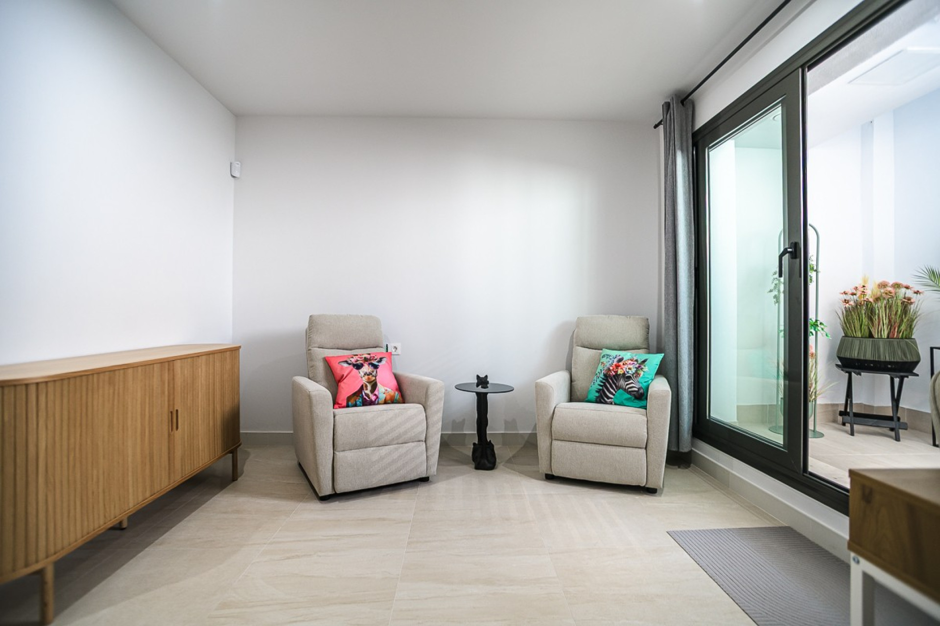 Odsprzedaż - Mieszkanie w bloku - Torrevieja - Los Balcones