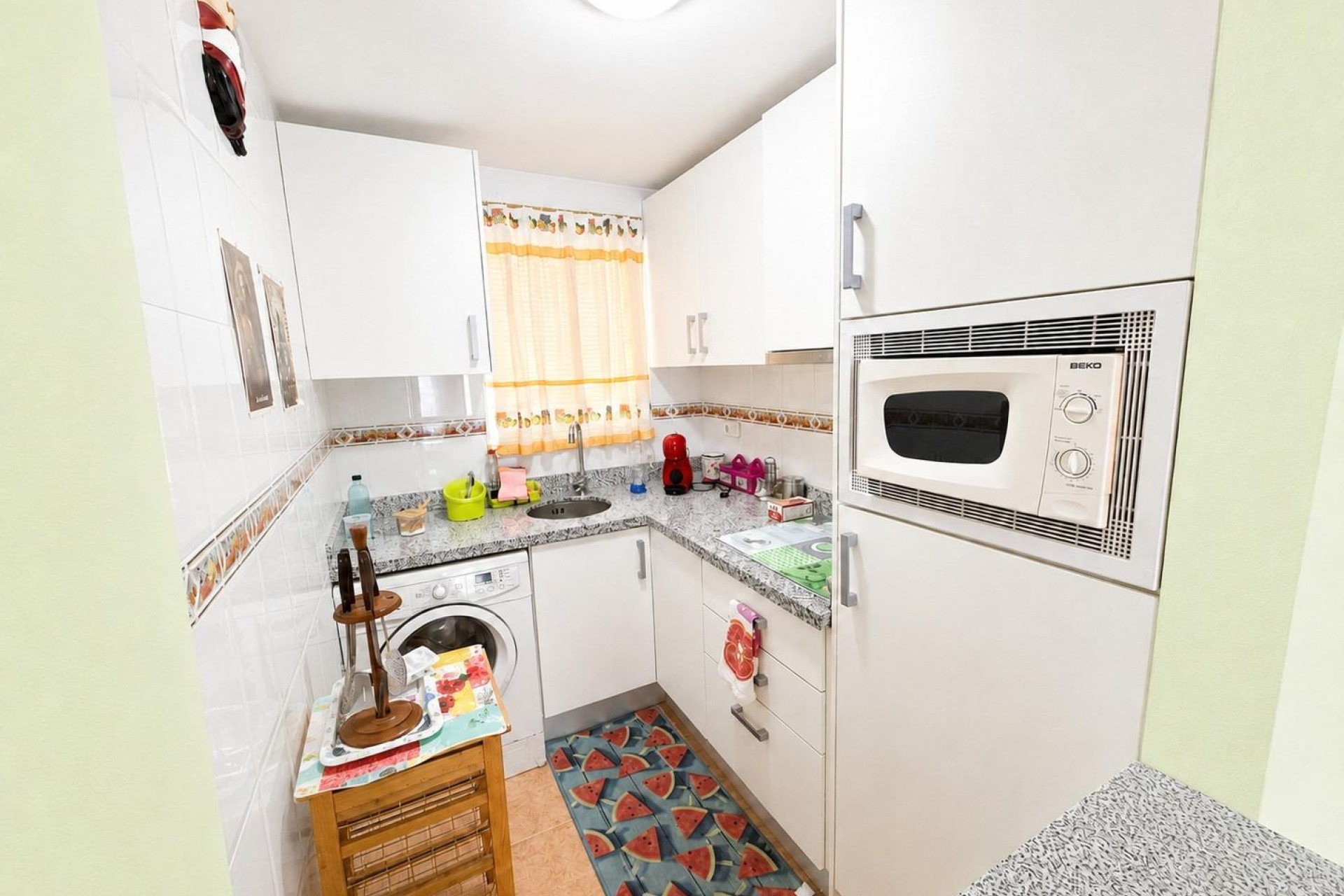Odsprzedaż - Mieszkanie w bloku - Torrevieja - Nueva Torrevieja