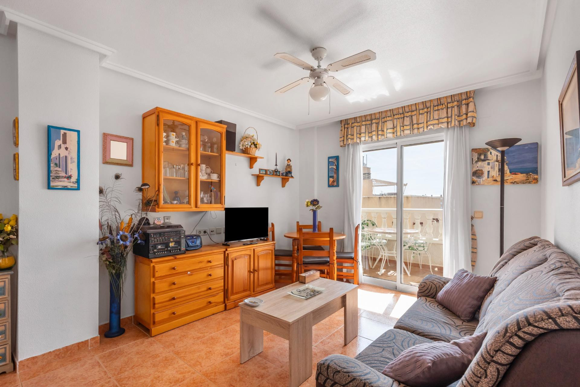 Odsprzedaż - Mieszkanie w bloku - Torrevieja - Nueva Torrevieja