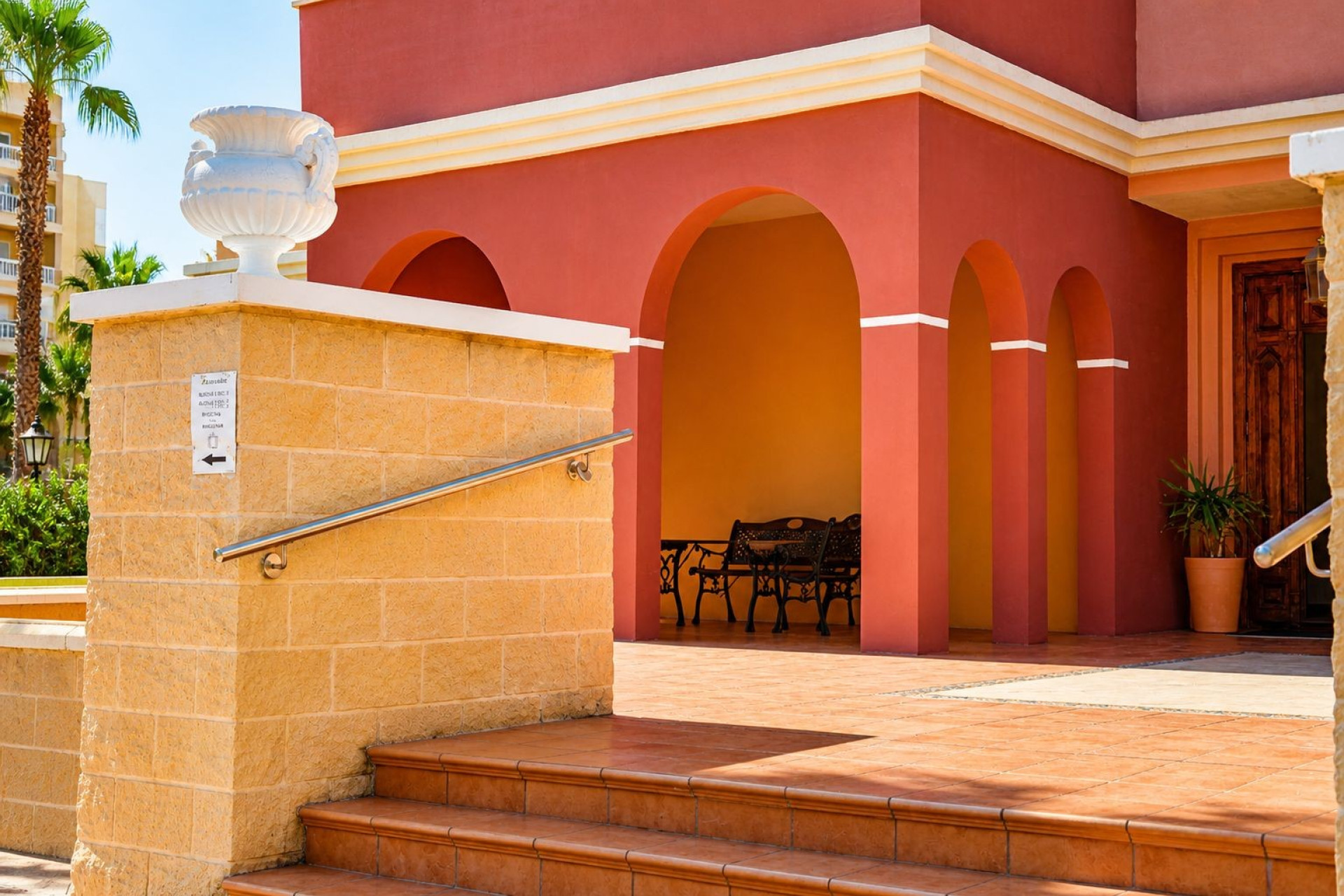 Odsprzedaż - Mieszkanie w bloku - Torrevieja - Playa de los Locos