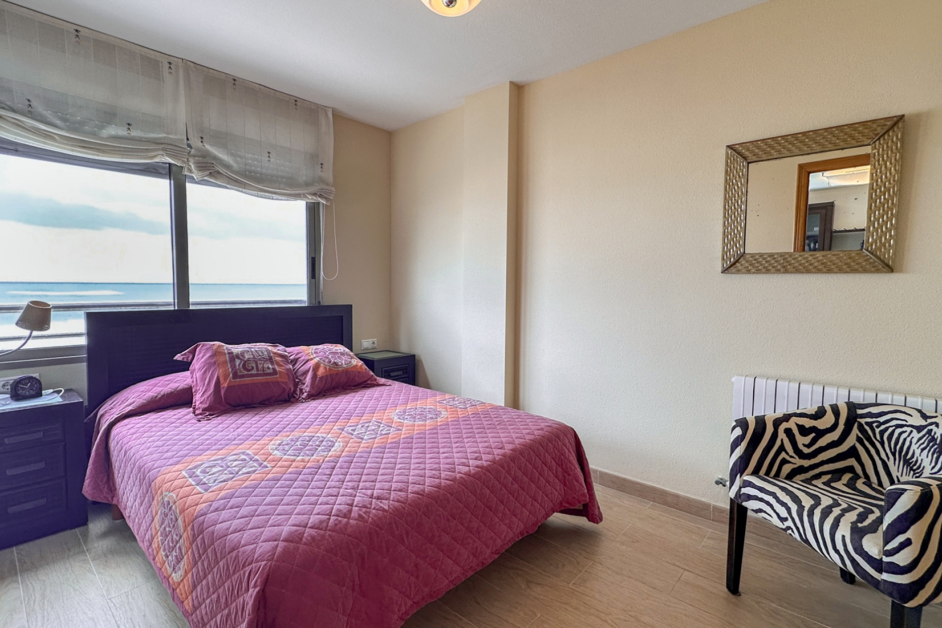 Odsprzedaż - Mieszkanie w bloku - Torrevieja - Playa de los Locos