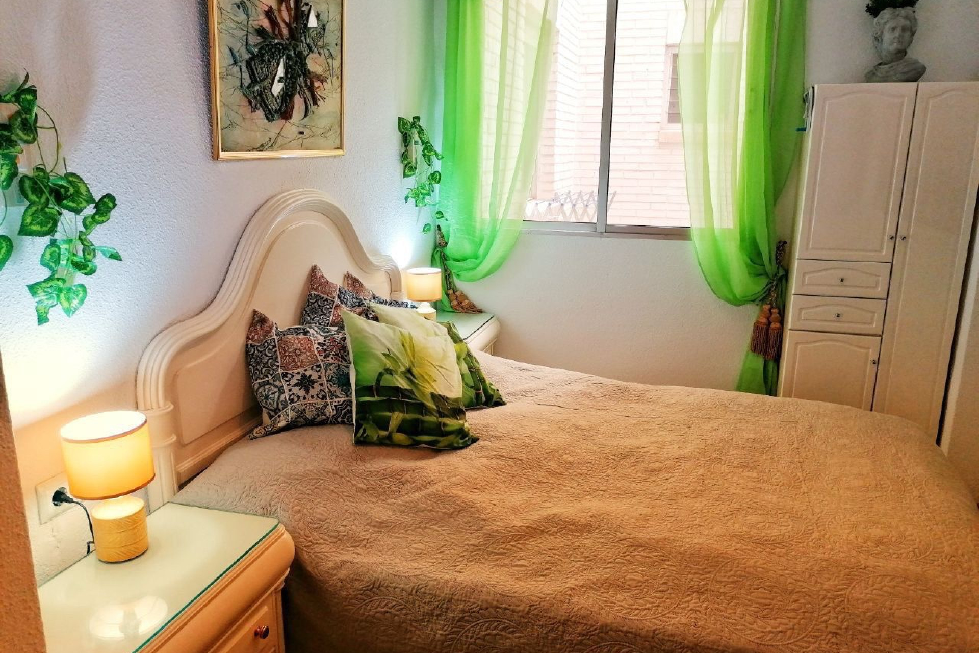 Odsprzedaż - Mieszkanie w bloku - Torrevieja - Playa del Cura