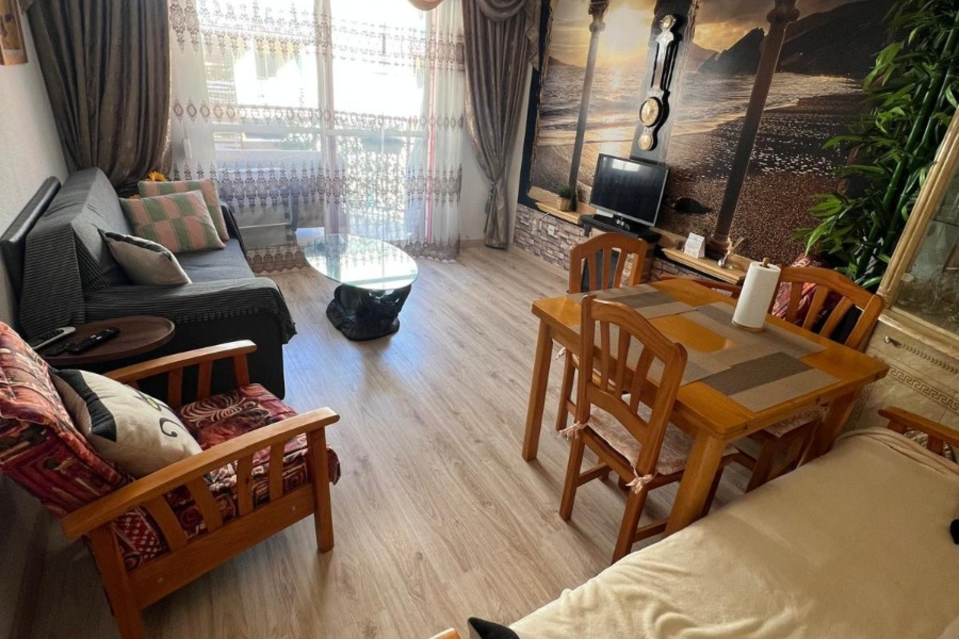 Odsprzedaż - Mieszkanie w bloku - Torrevieja - Playa del Cura