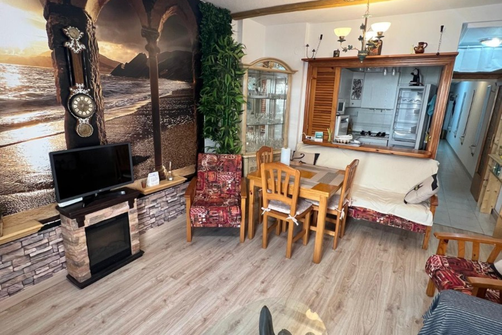 Odsprzedaż - Mieszkanie w bloku - Torrevieja - Playa del Cura