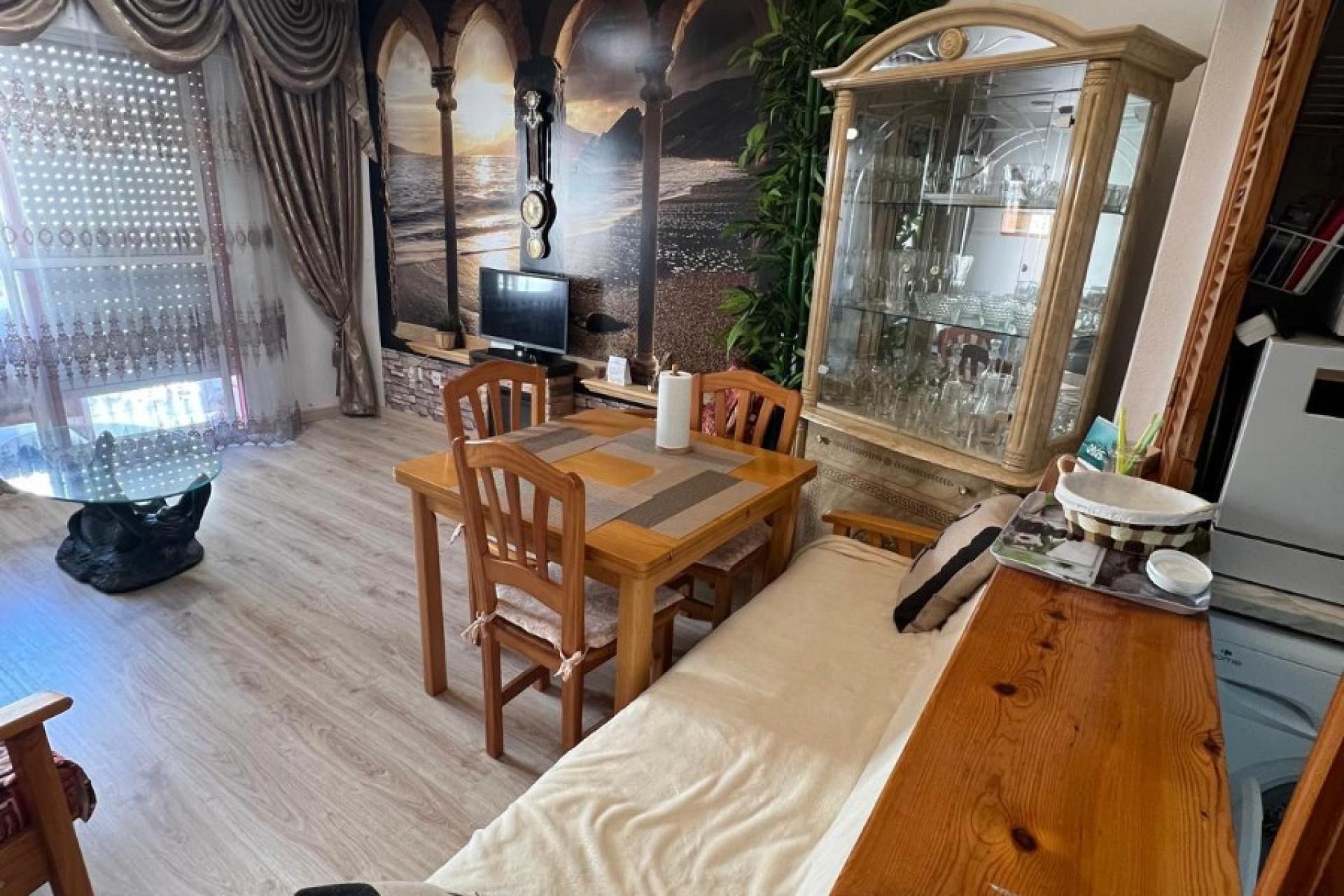 Odsprzedaż - Mieszkanie w bloku - Torrevieja - Playa del Cura