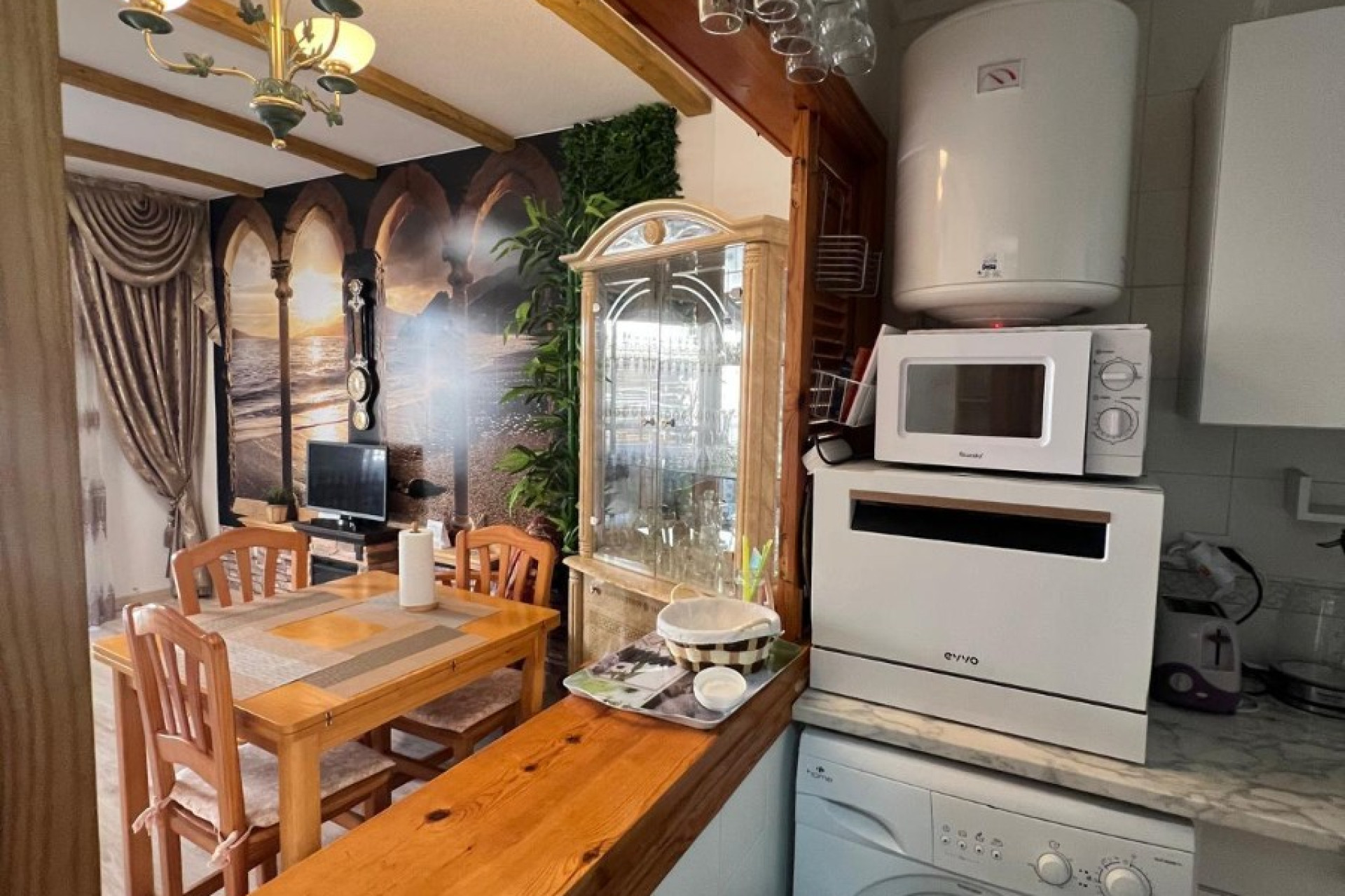 Odsprzedaż - Mieszkanie w bloku - Torrevieja - Playa del Cura