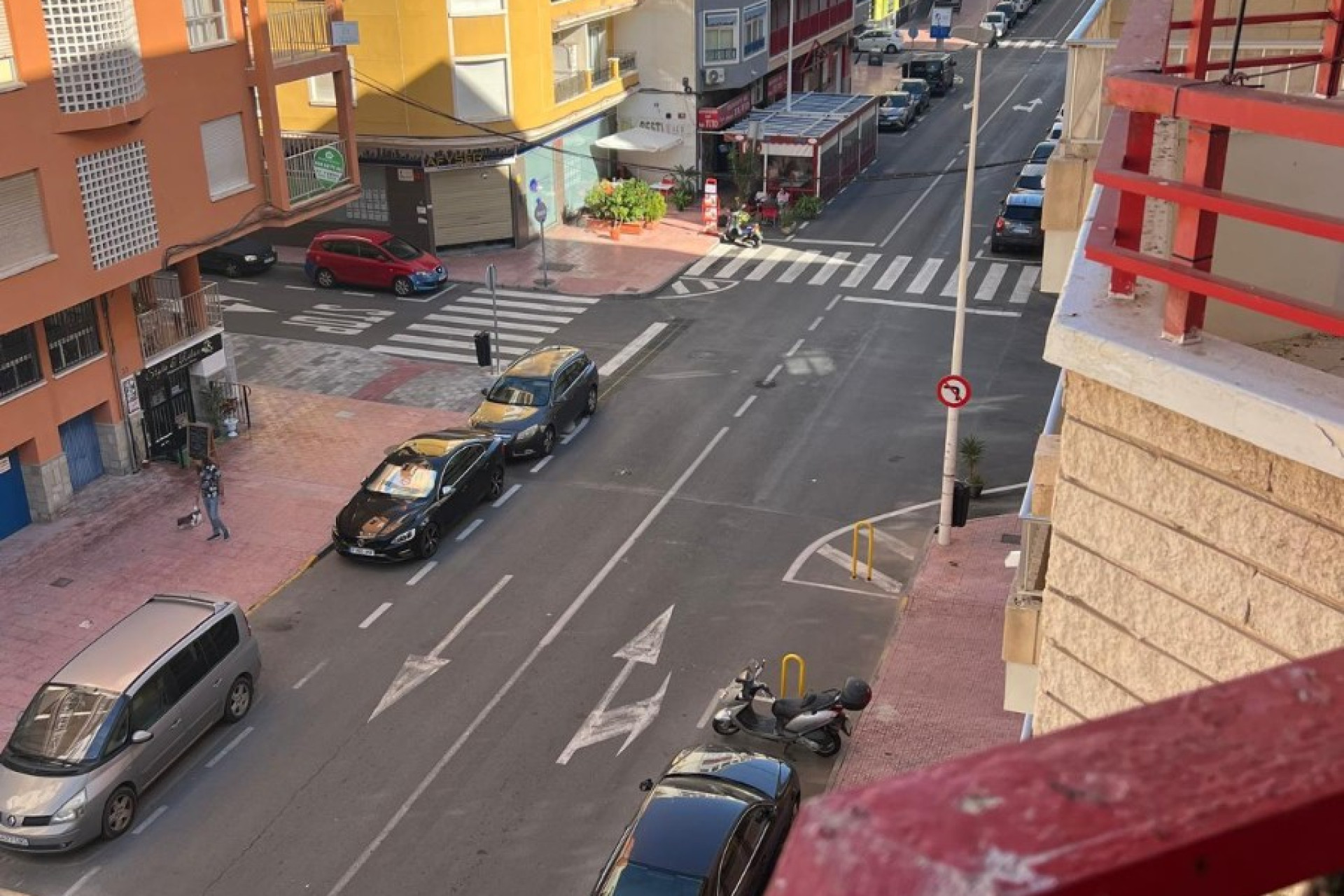 Odsprzedaż - Mieszkanie w bloku - Torrevieja - Playa del Cura