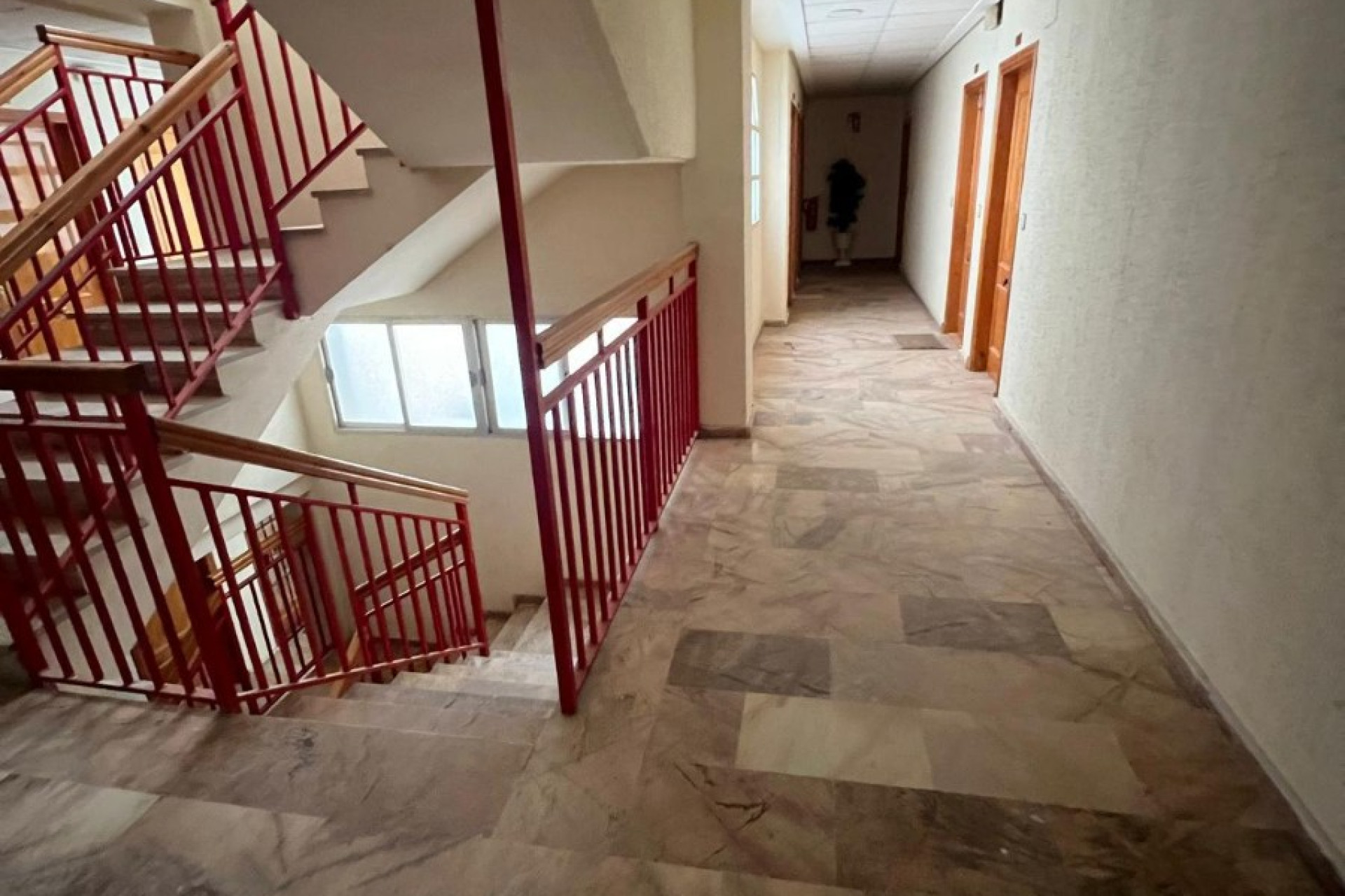 Odsprzedaż - Mieszkanie w bloku - Torrevieja - Playa del Cura