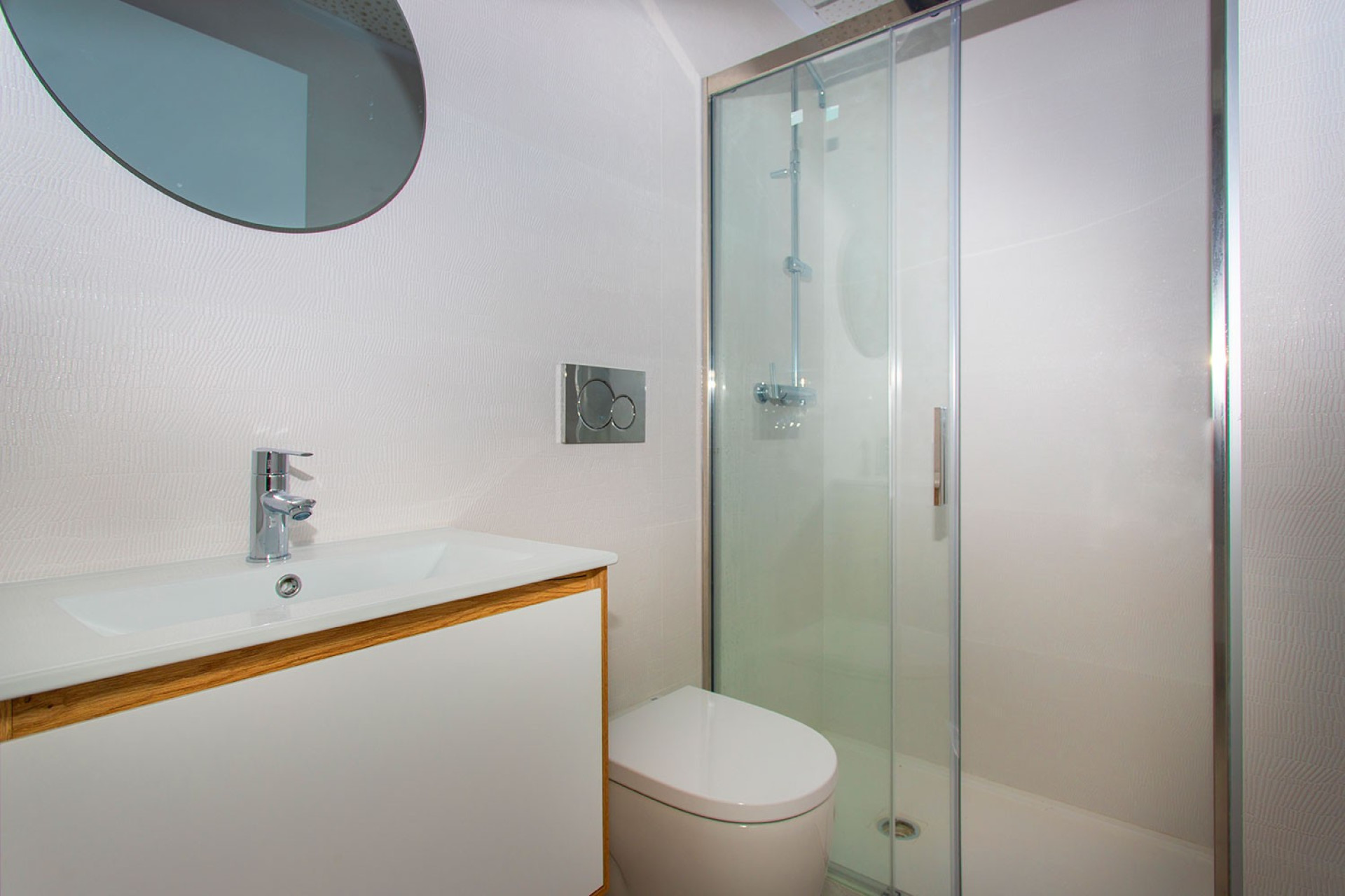 Odsprzedaż - Mieszkanie w bloku - Torrevieja - Playa del Cura