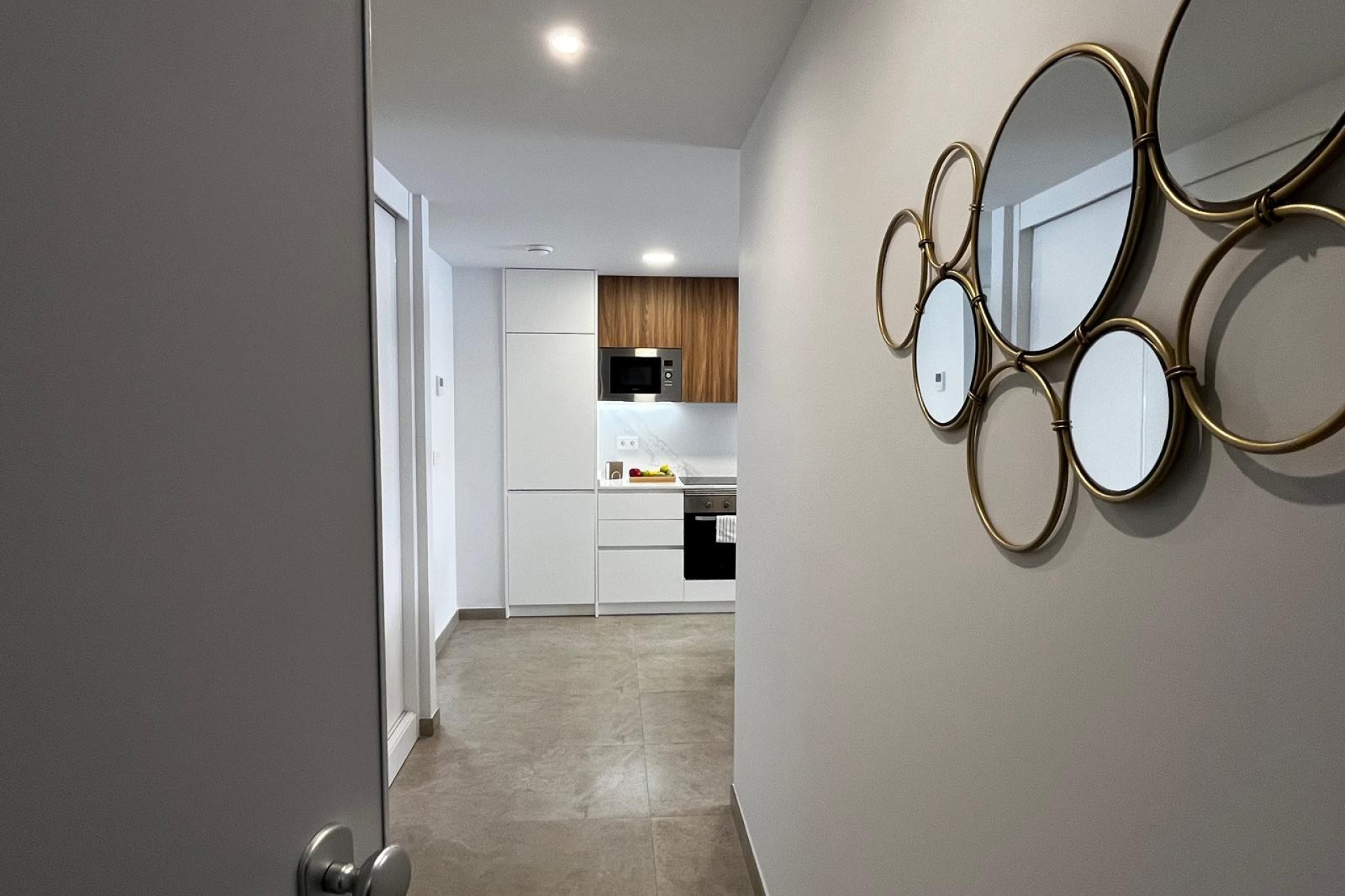 Odsprzedaż - Mieszkanie w bloku - Torrevieja - Playa del Cura