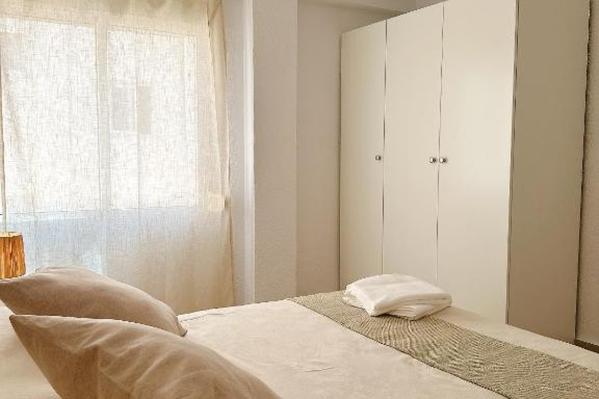 Odsprzedaż - Mieszkanie w bloku - Torrevieja - Playa del Cura