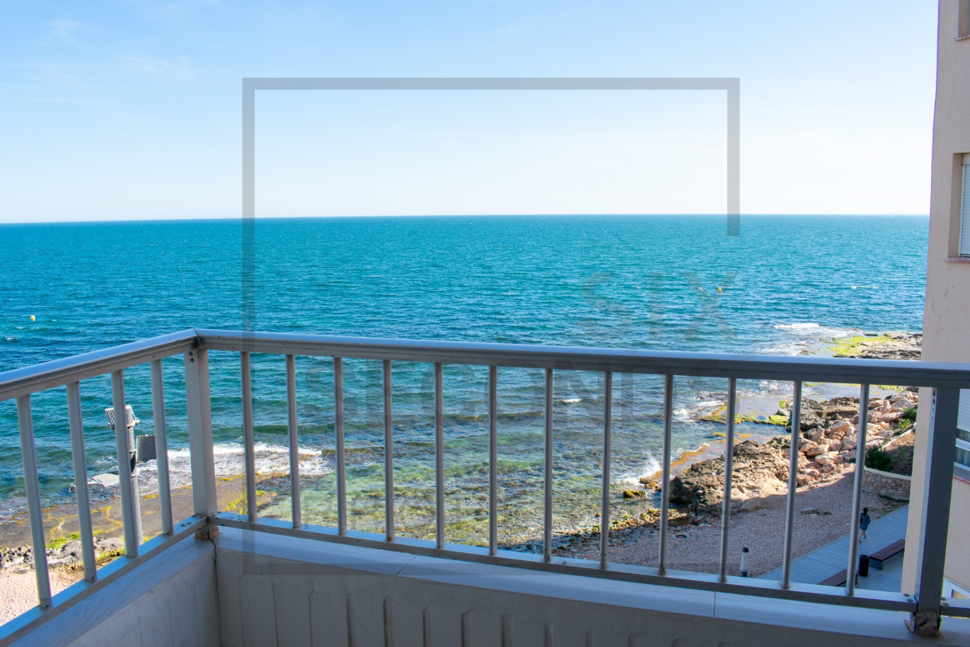 Odsprzedaż - Mieszkanie w bloku - Torrevieja - Playa del Cura