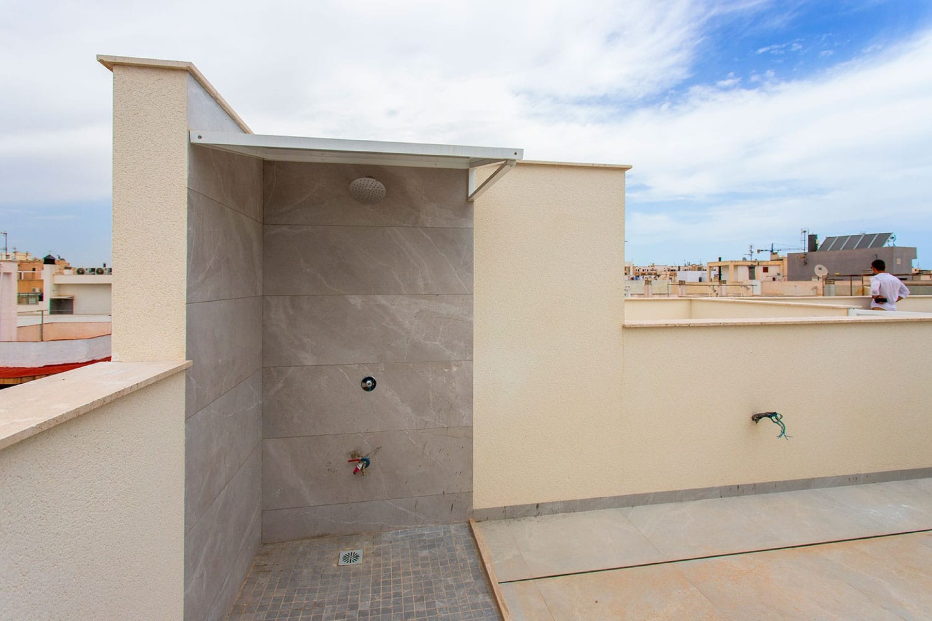 Odsprzedaż - Mieszkanie w bloku - Torrevieja - Playa del Cura