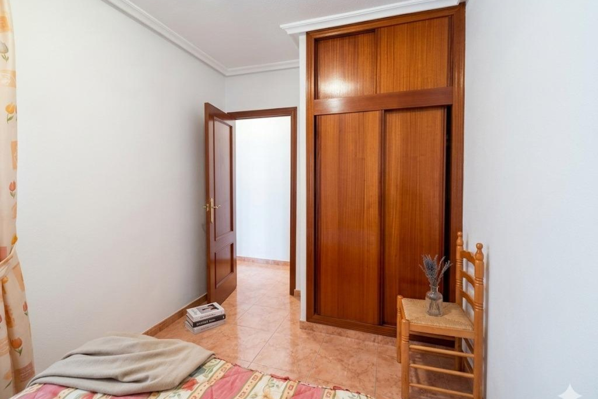 Odsprzedaż - Mieszkanie w bloku - Torrevieja - Playa del Cura