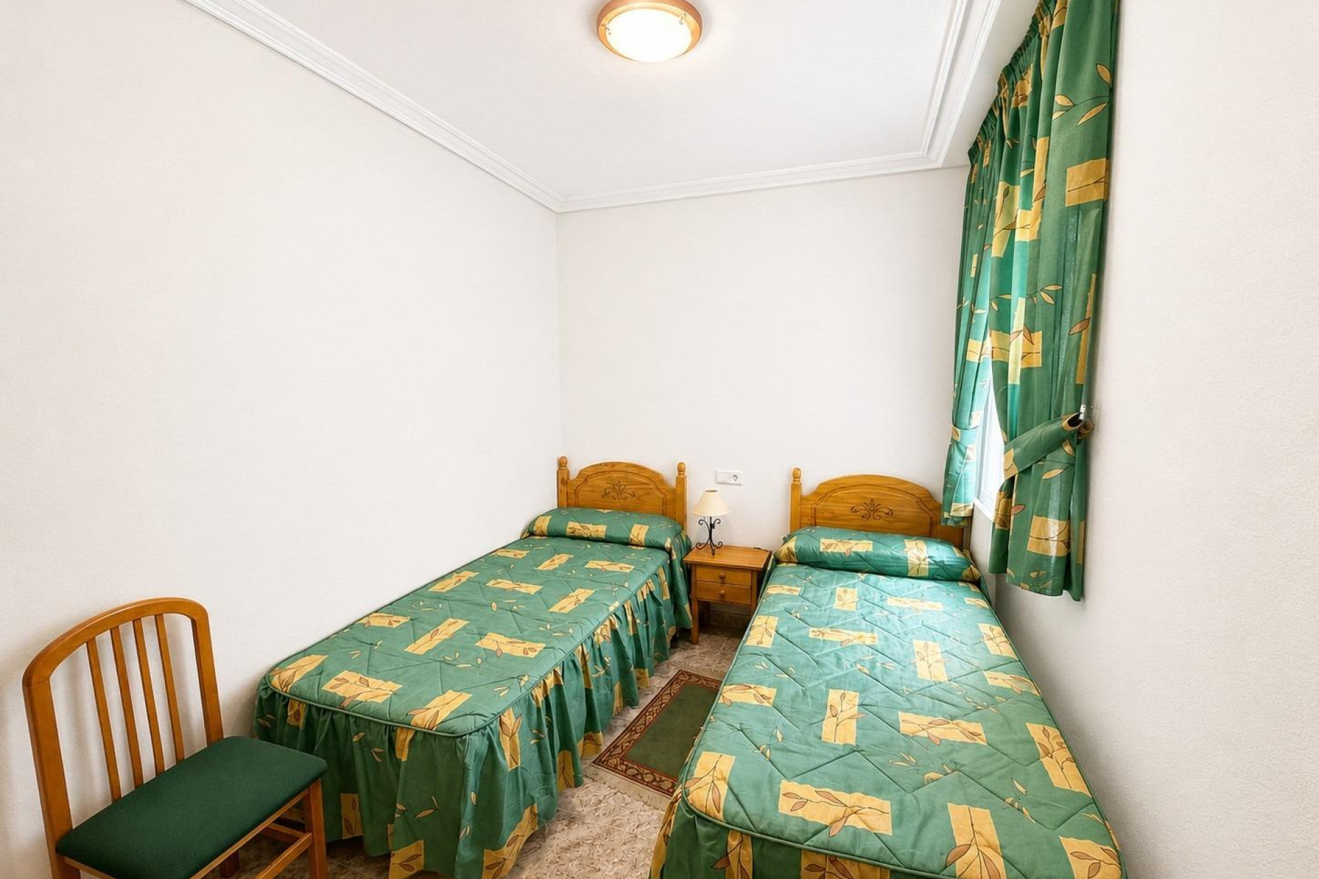 Odsprzedaż - Mieszkanie w bloku - Torrevieja - Playa del Cura