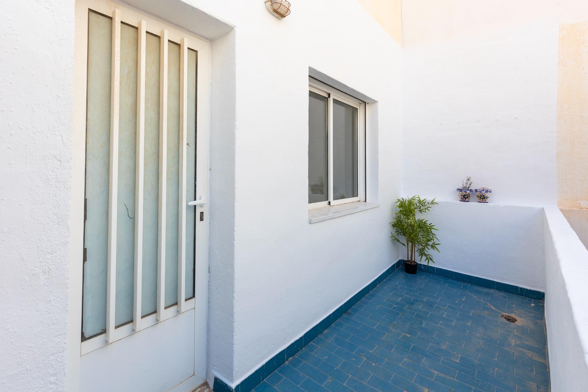 Odsprzedaż - Mieszkanie w bloku - Torrevieja - Puerto Deportivo