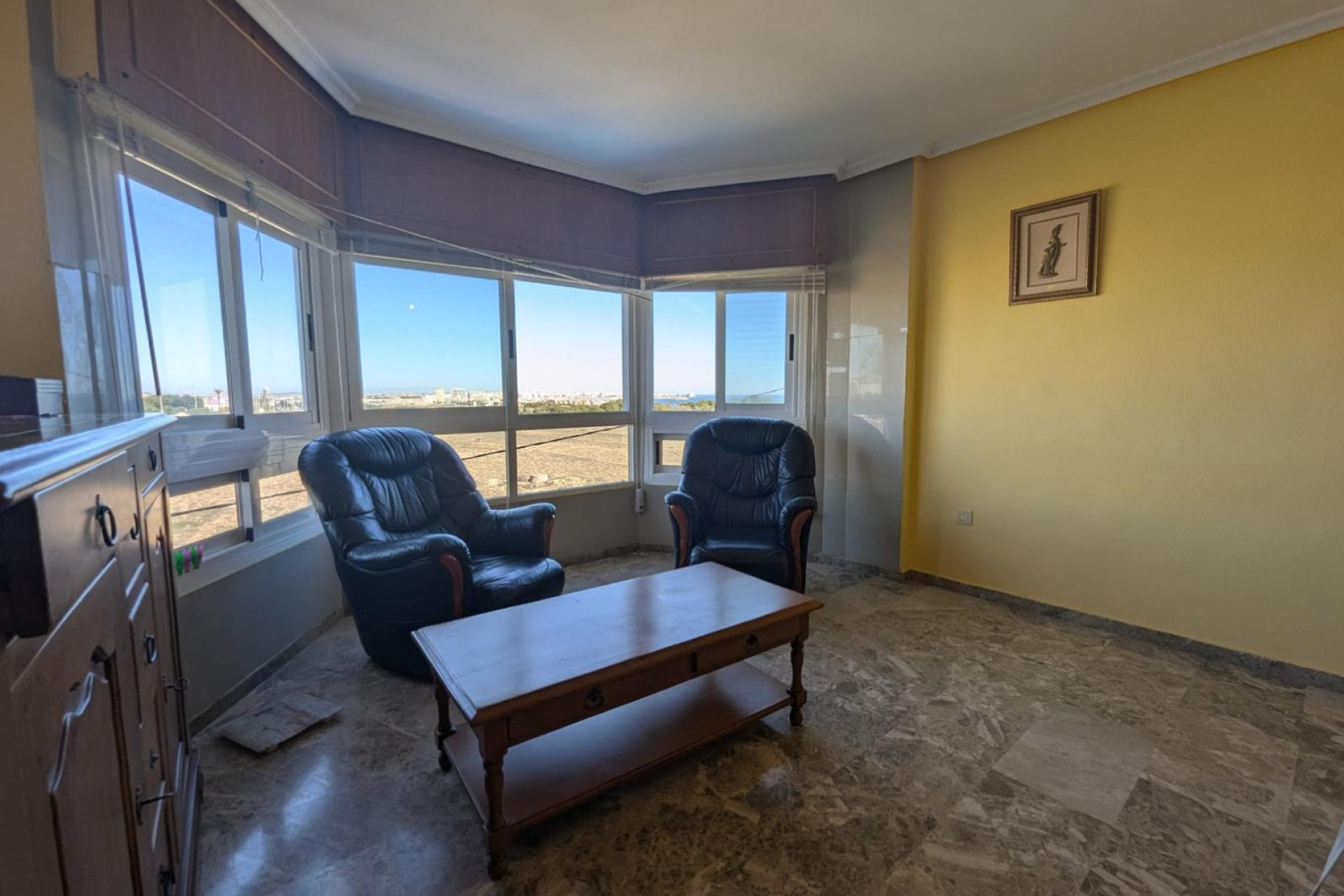 Odsprzedaż - Mieszkanie w bloku - Torrevieja - Punta Prima