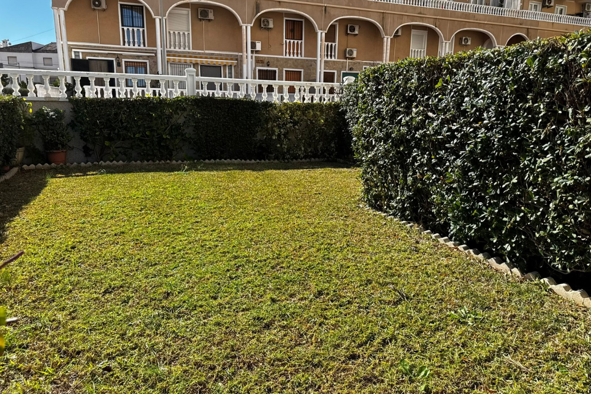 Odsprzedaż - Mieszkanie w bloku - Torrevieja - Punta Prima