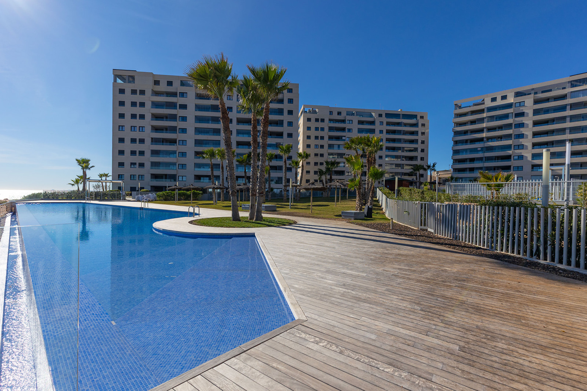 Odsprzedaż - Mieszkanie w bloku - Torrevieja - Punta Prima