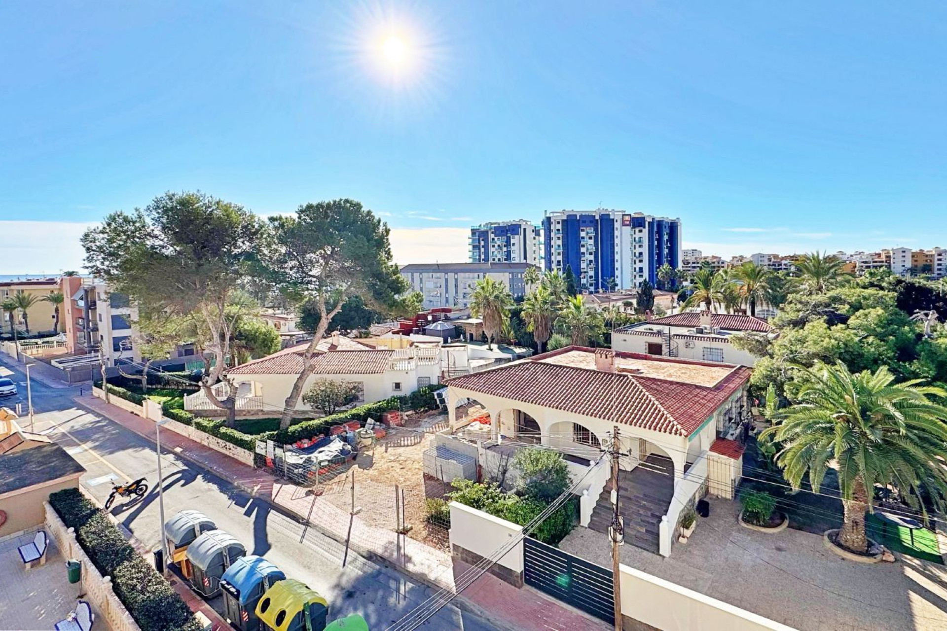 Odsprzedaż - Mieszkanie w bloku - Torrevieja - Rocio del Mar