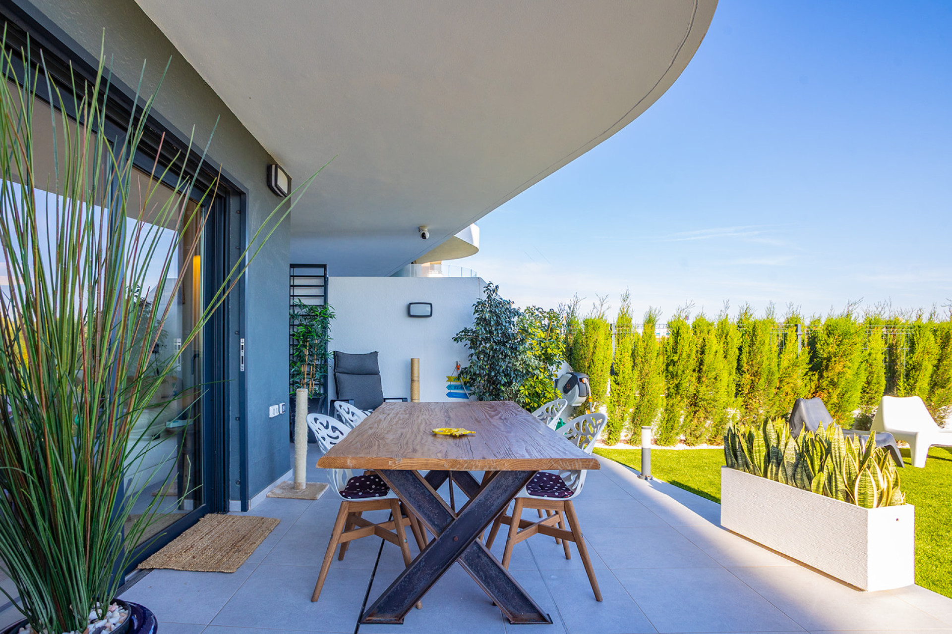 Odsprzedaż - Mieszkanie w bloku - Torrevieja - Rocio del Mar