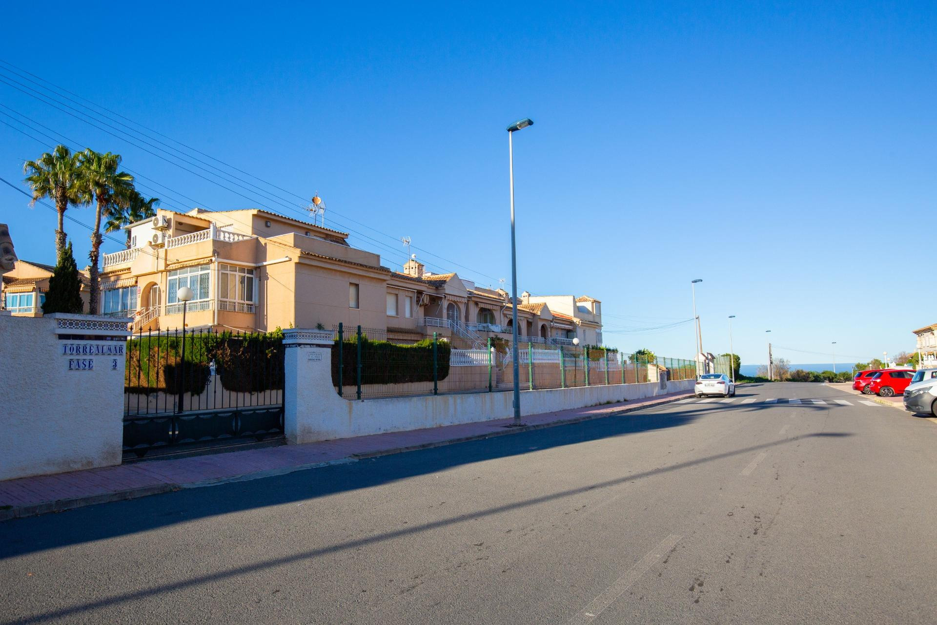 Odsprzedaż - Mieszkanie w bloku - Torrevieja - Torreblanca