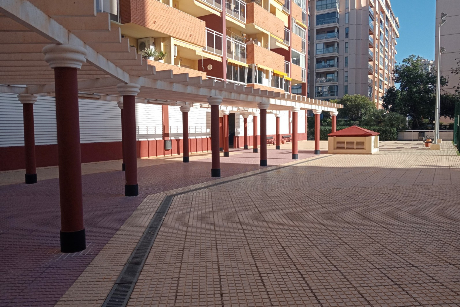 Odsprzedaż - Mieszkanie w bloku - Villajoyosa - Cala de Villajoyosa