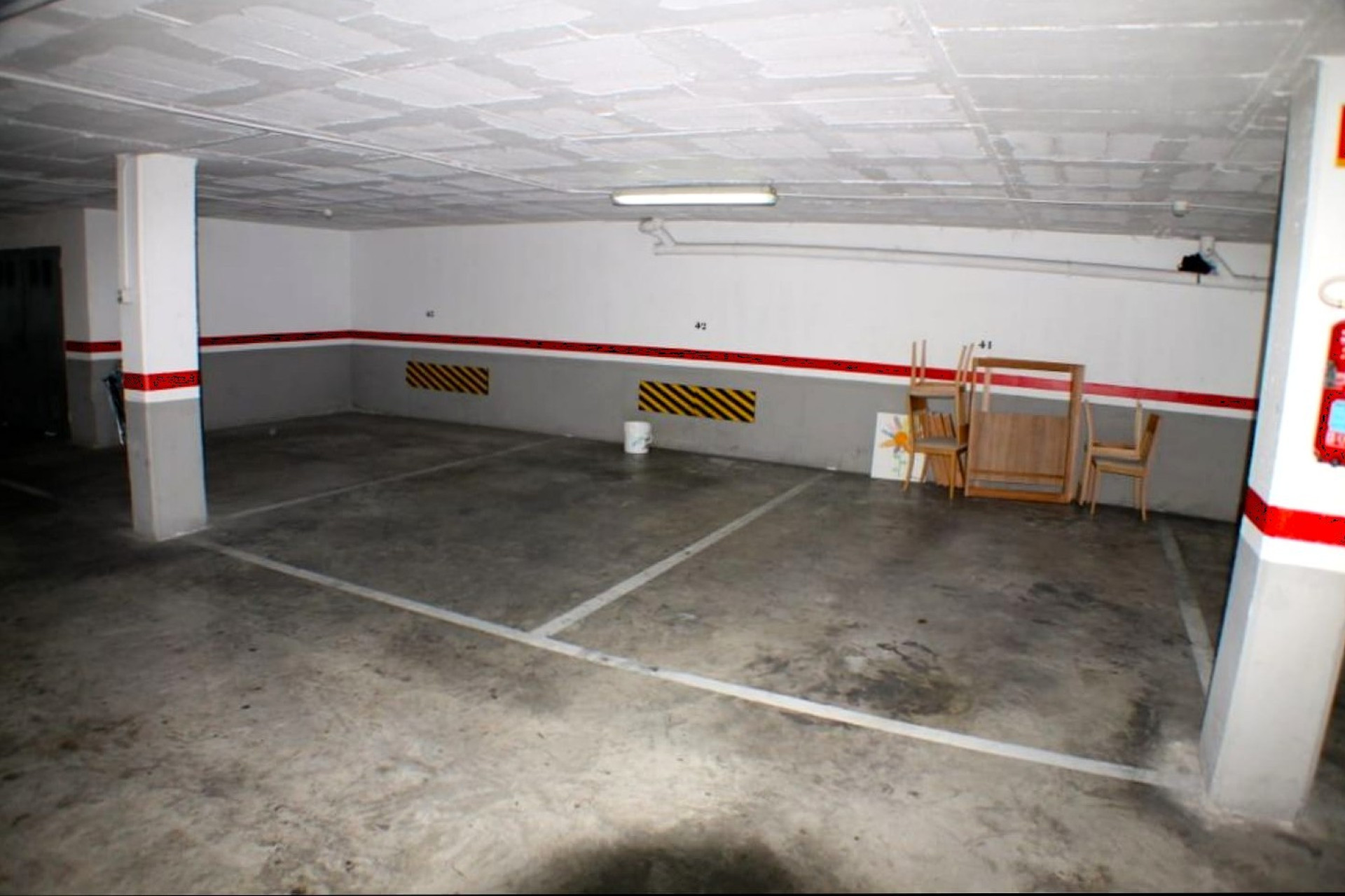 Odsprzedaż - Mieszkanie w bloku - Villajoyosa - Cala de Villajoyosa