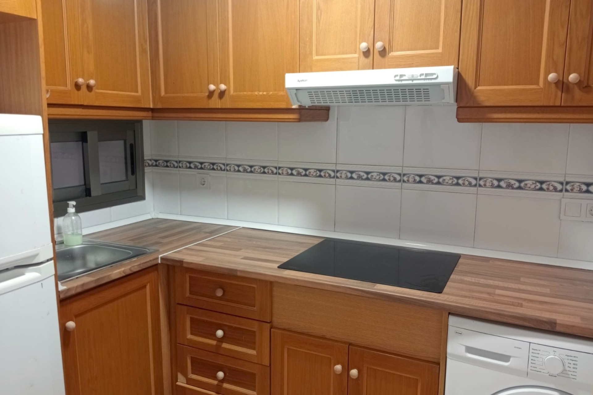 Odsprzedaż - Mieszkanie w bloku - Villajoyosa - Cala de Villajoyosa