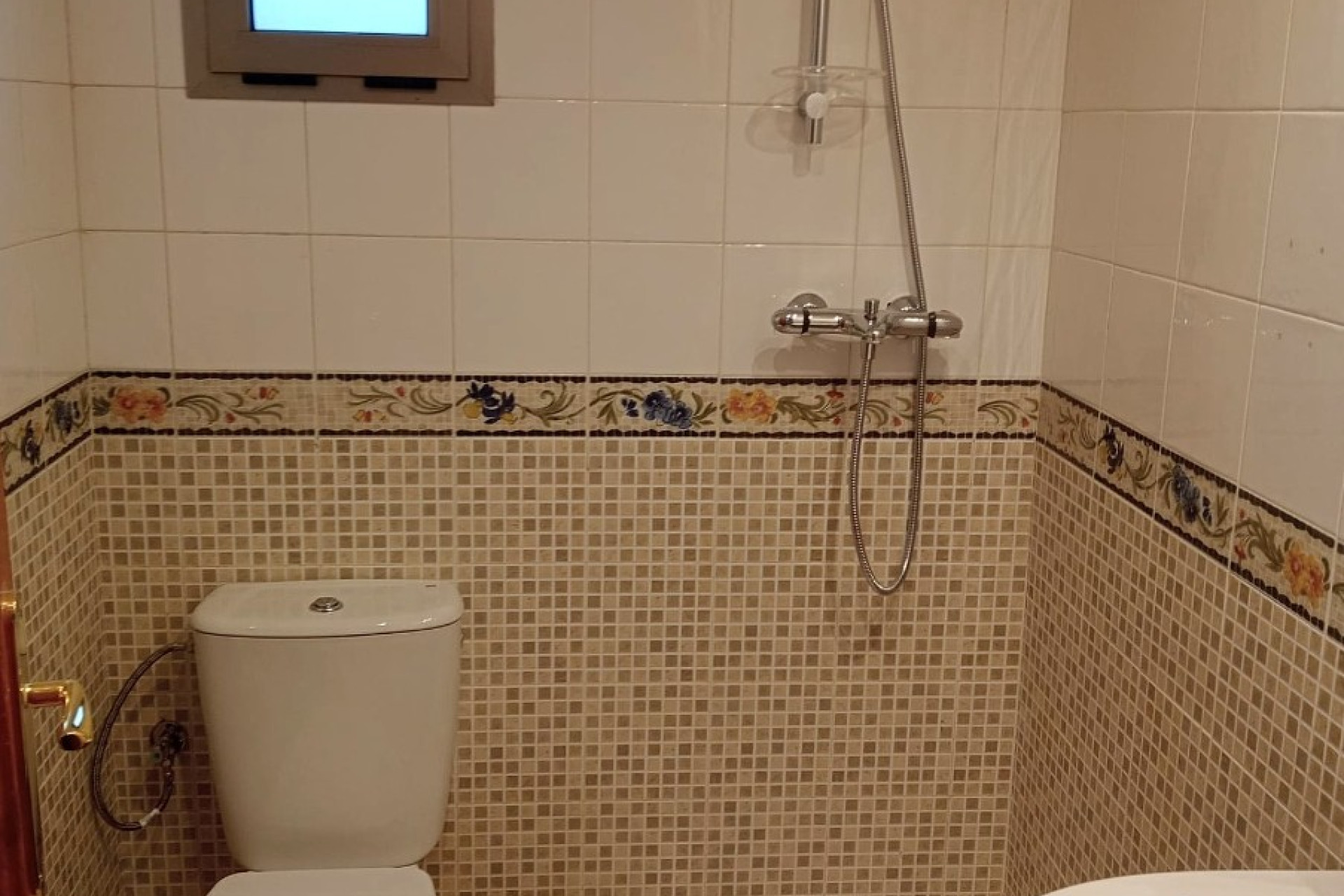 Odsprzedaż - Mieszkanie w bloku - Villajoyosa - Cala de Villajoyosa