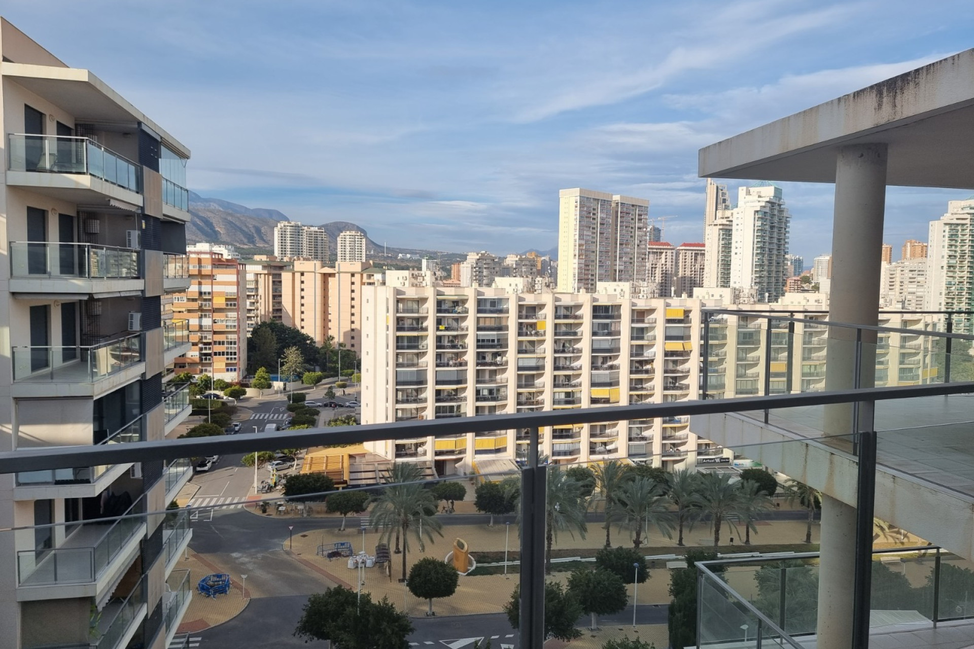 Odsprzedaż - Mieszkanie w bloku - Villajoyosa - Cala de Villajoyosa